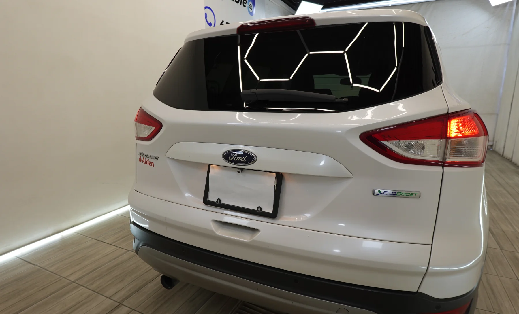 Ford Escape Trend 2015 — exterior 9 de 10