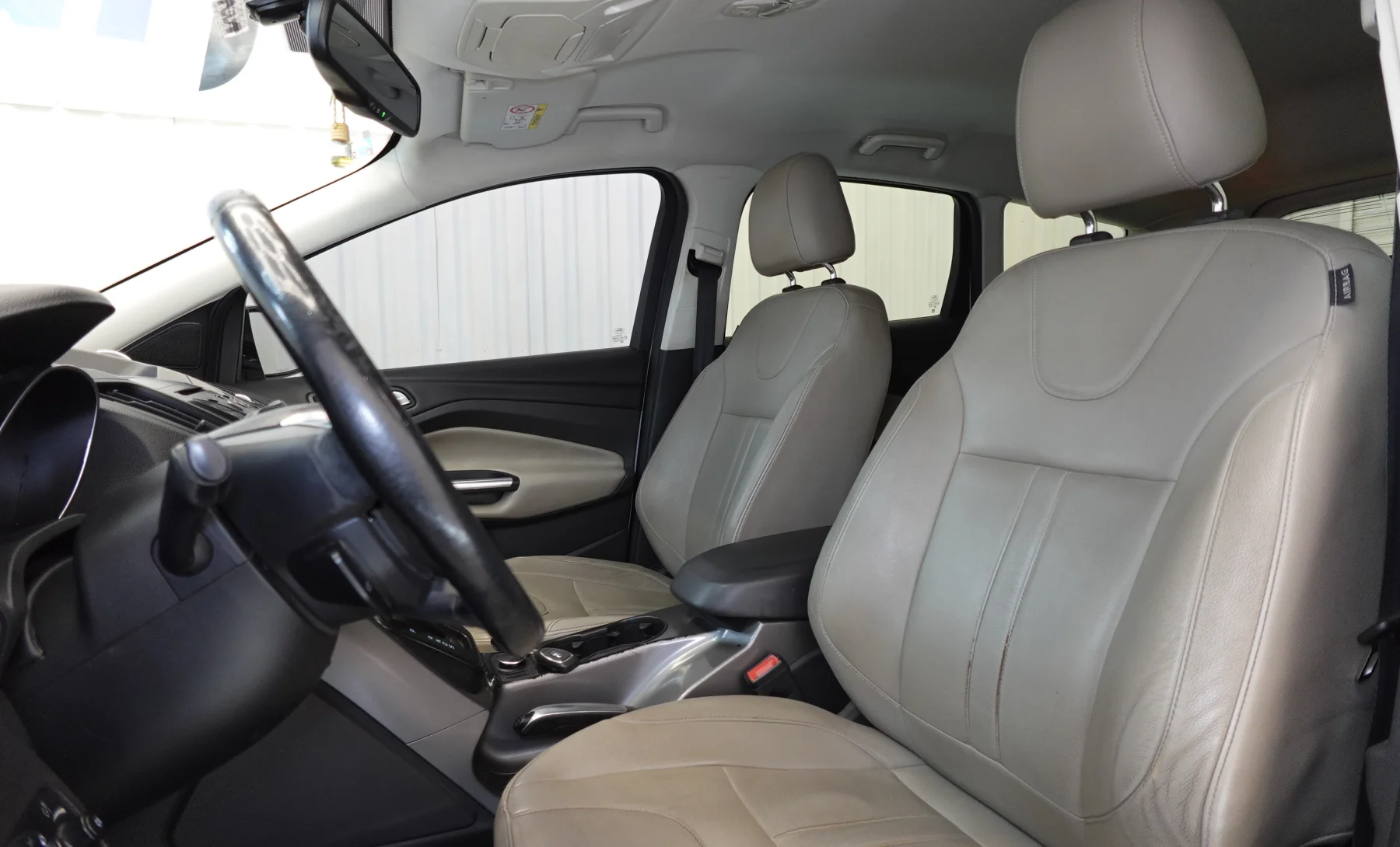 Ford Escape Trend 2015 — interior 2 de 10