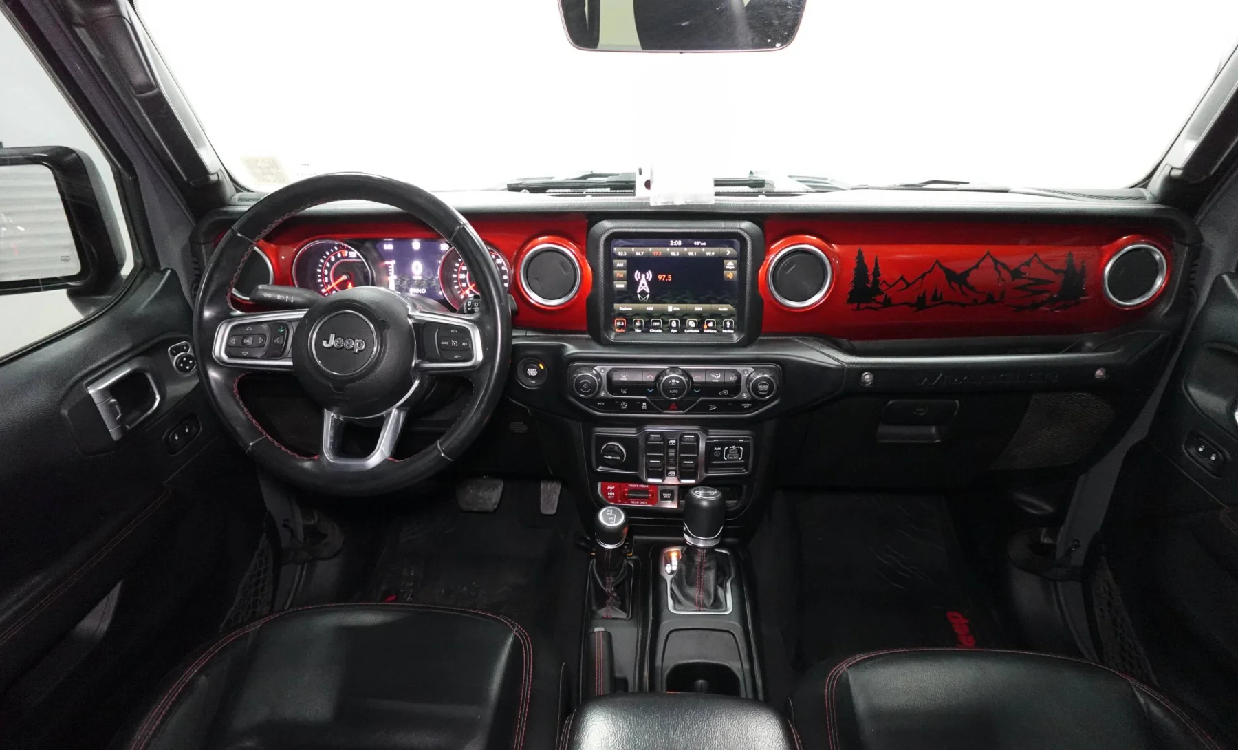 Jeep Wrangler Rubicon Deluxe 2019 — interior 4 de 4