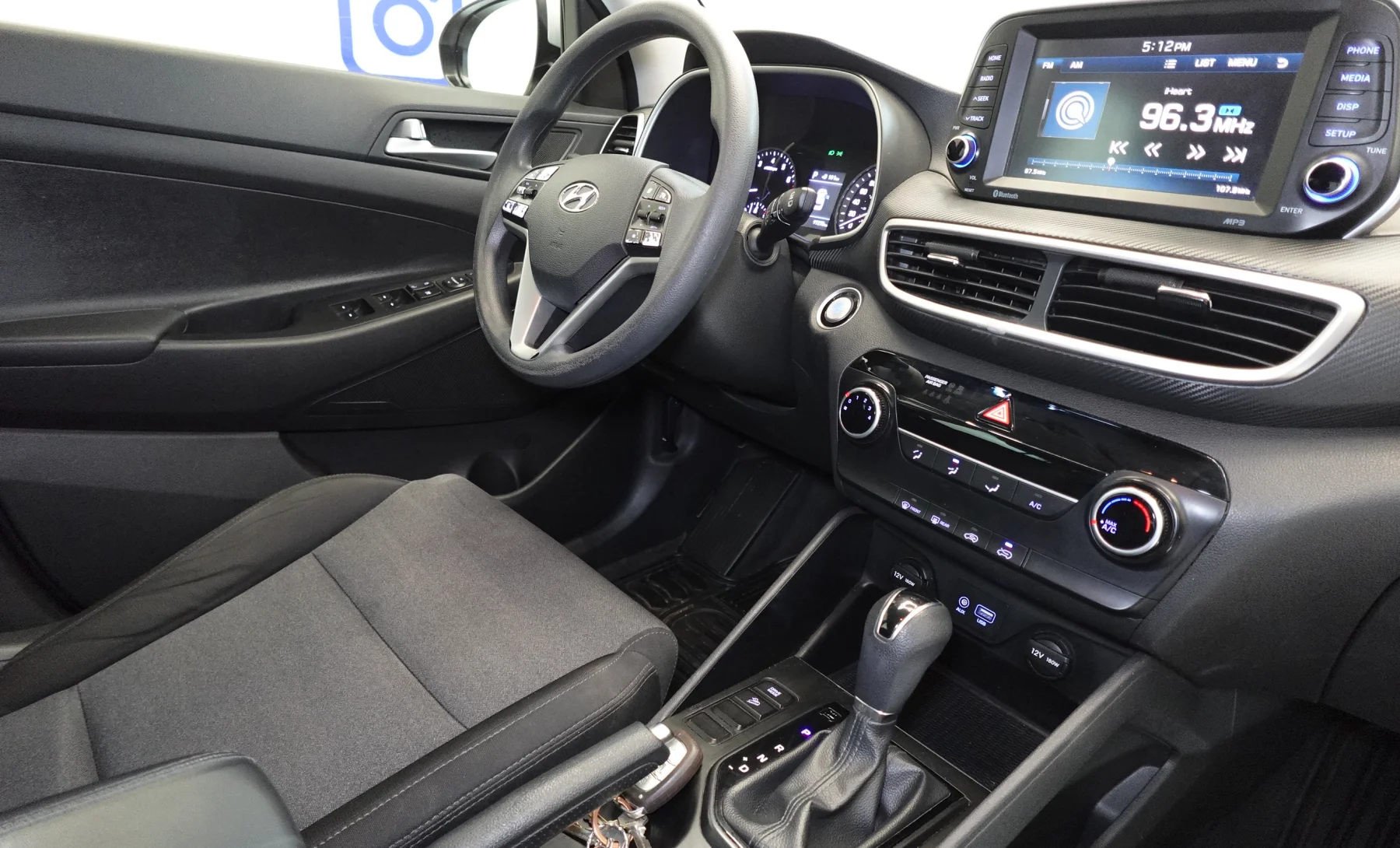 Hyundai Tucson GLS Premium 2019 — interior 6 de 10