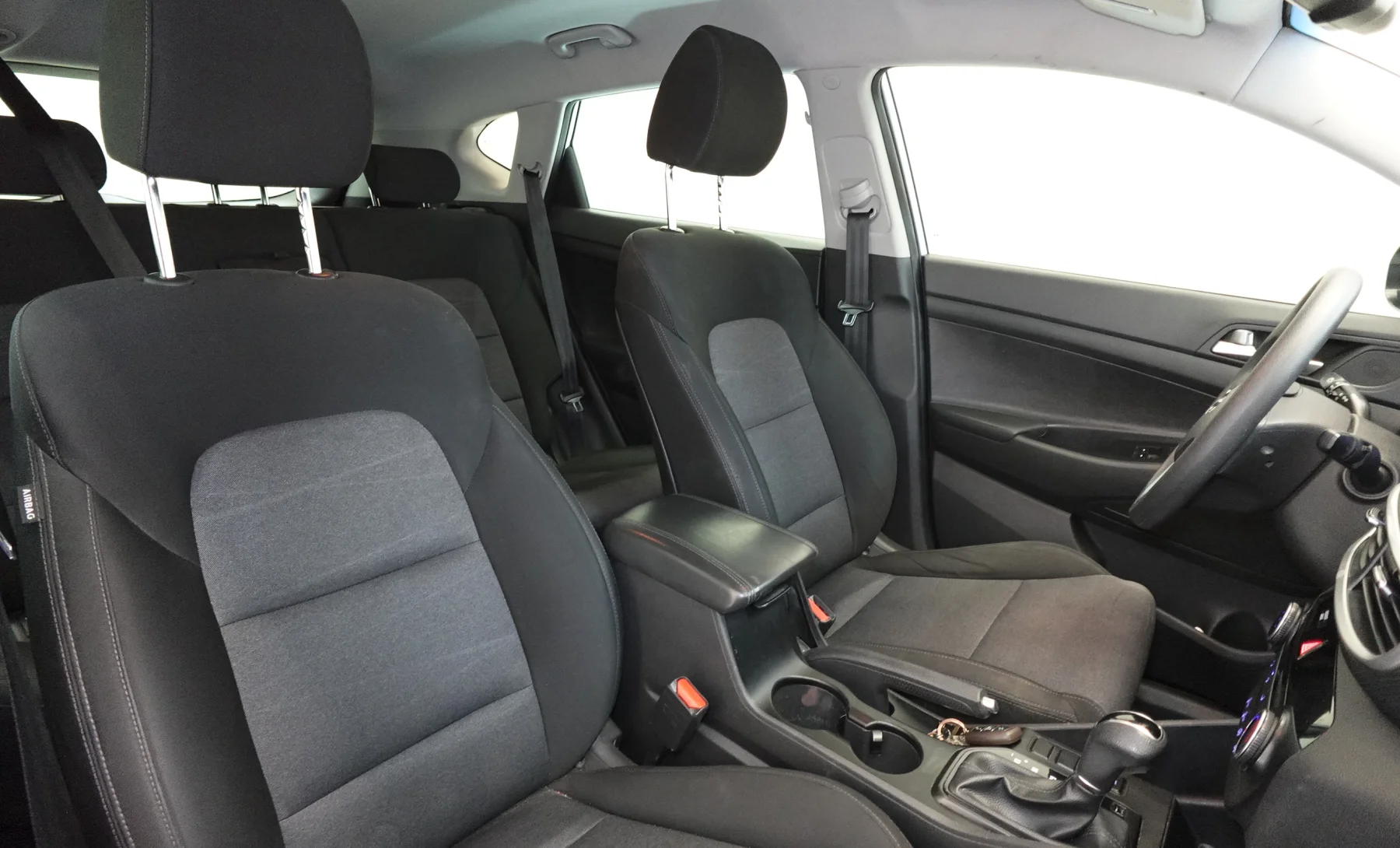 Hyundai Tucson GLS Premium 2019 — interior 8 de 10