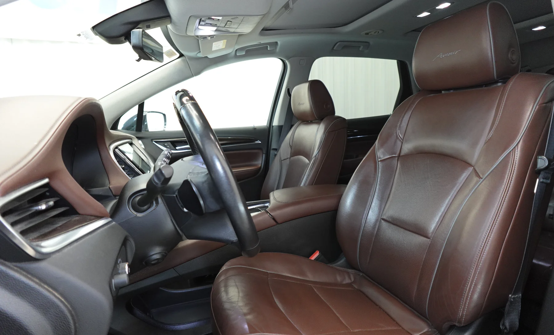 Buick Enclave Avenir 2018 — interior 3 de 10
