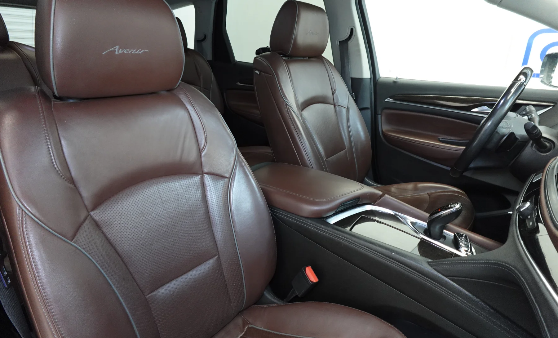 Buick Enclave Avenir 2018 — interior 9 de 10