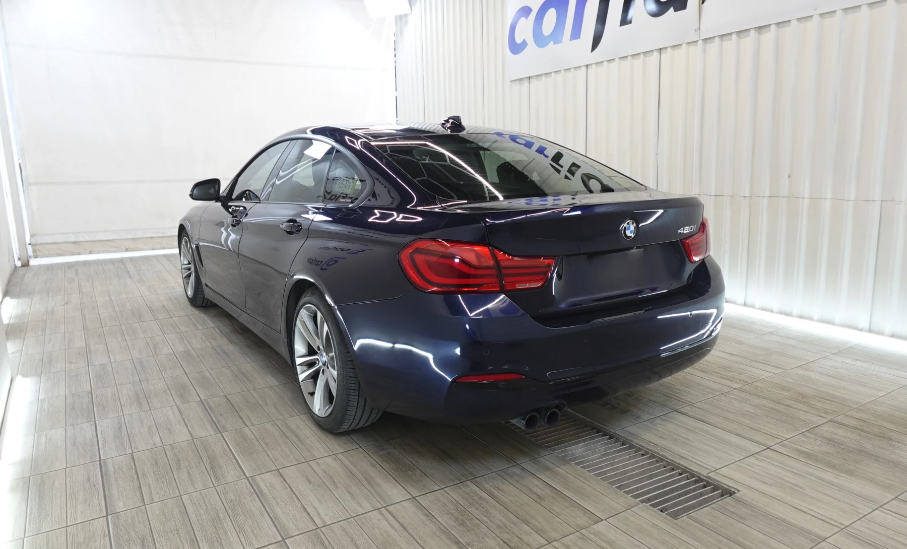 BMW 420i Gran Coupe Base 2017 — exterior 6 de 7