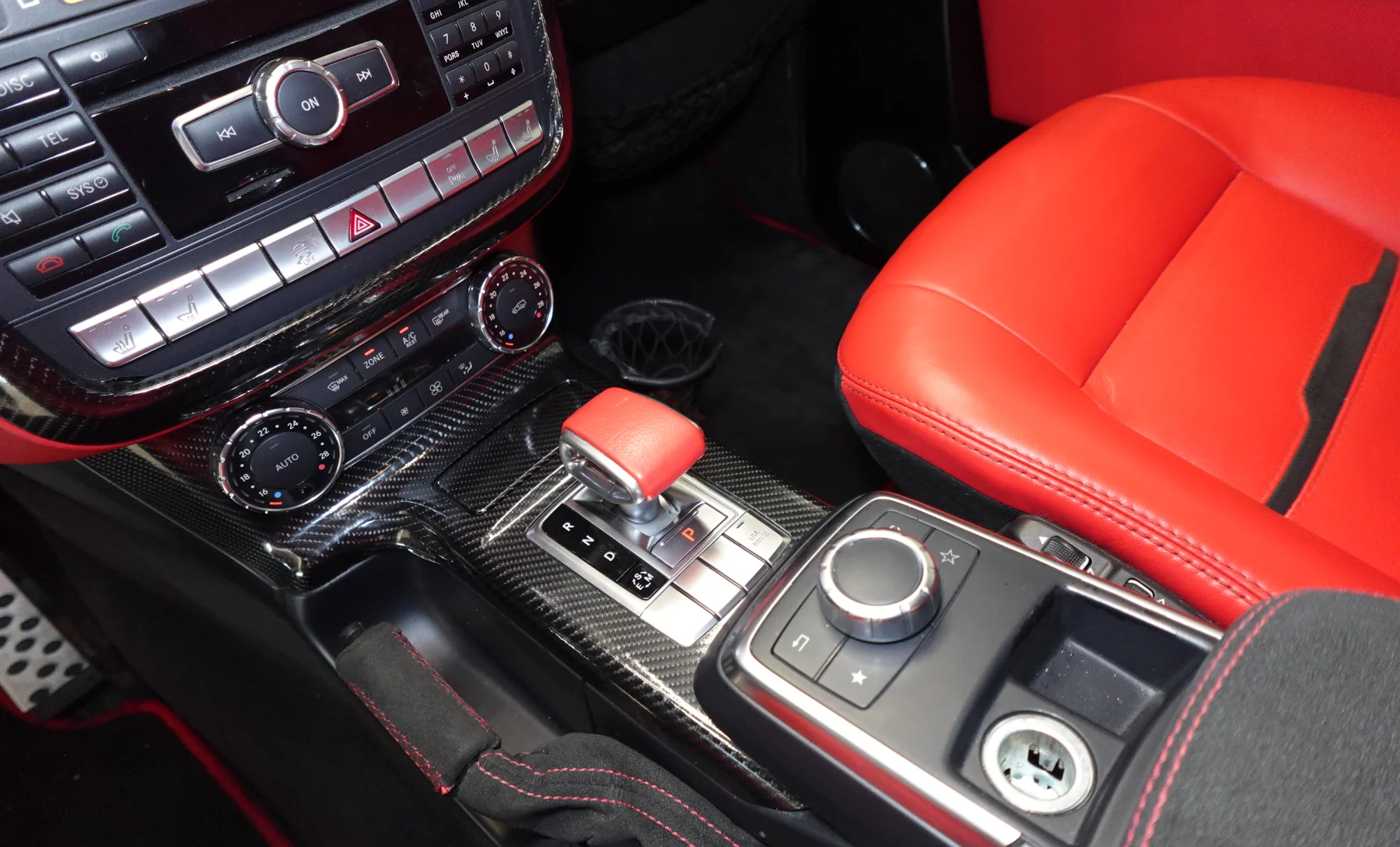 Mercedes-Benz G500 Base 2014 — interior 3 de 10