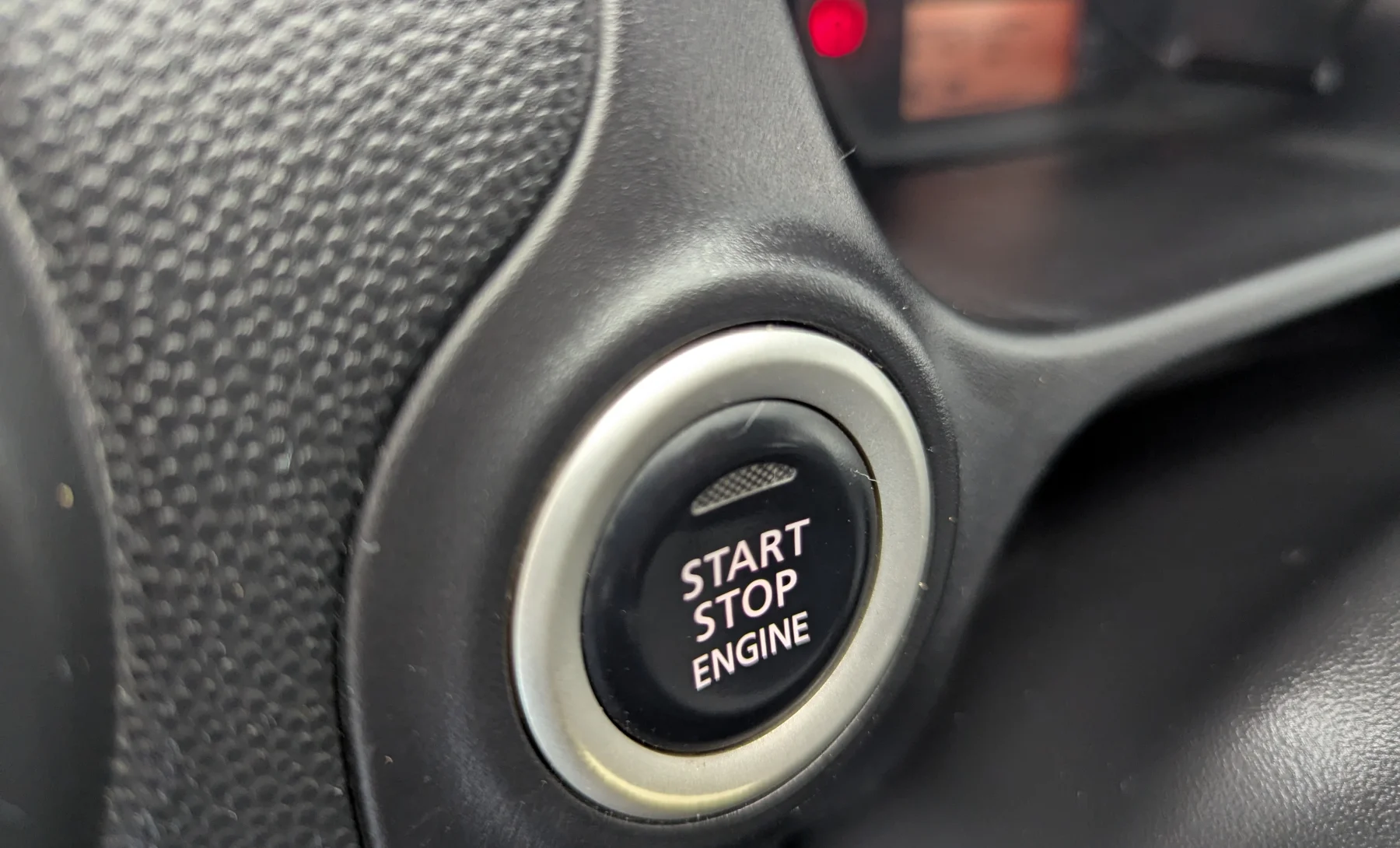 Dodge Attitude SE 2022 — interior 3 de 10