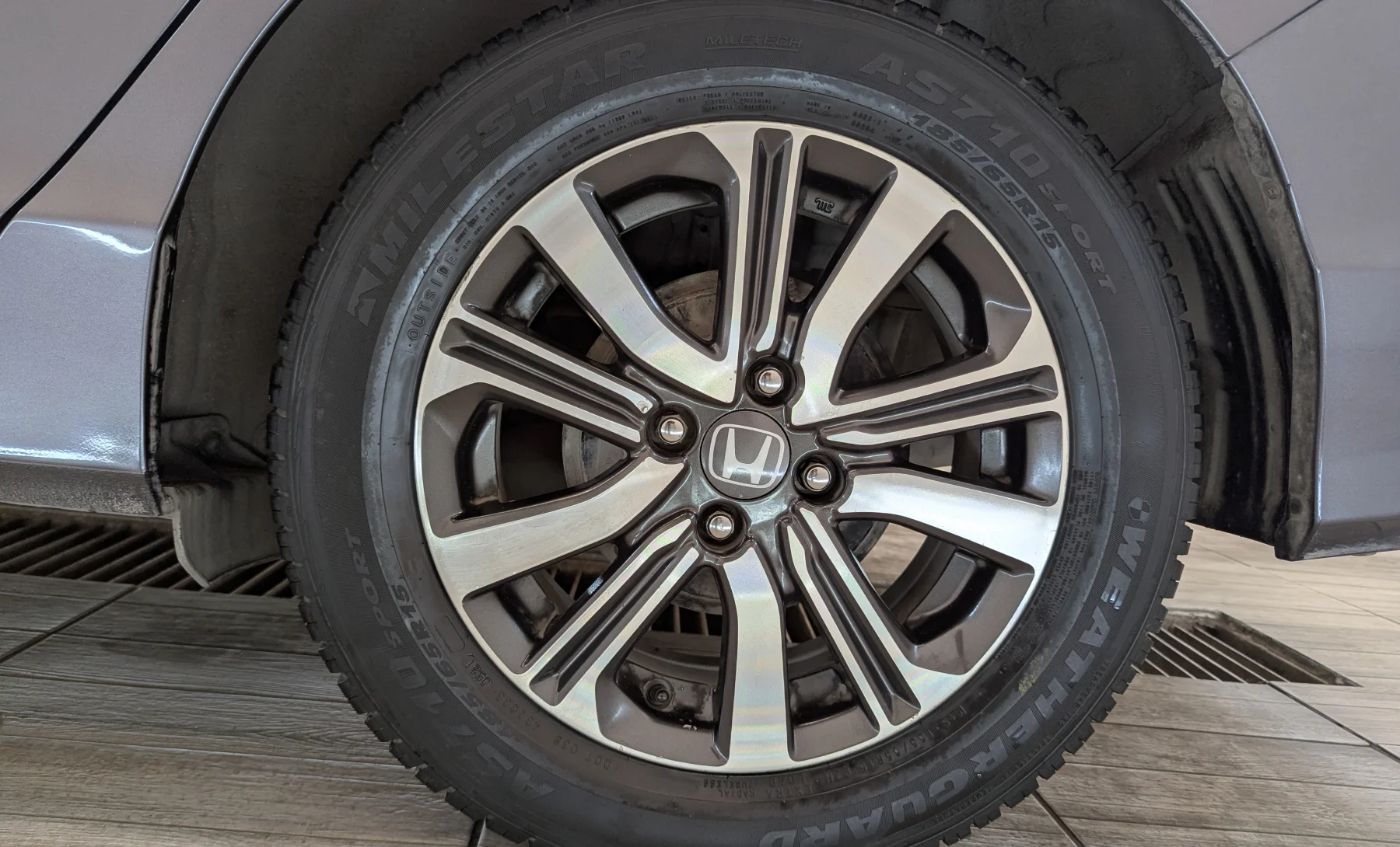 Honda City LX 2018 — exterior 10 de 10
