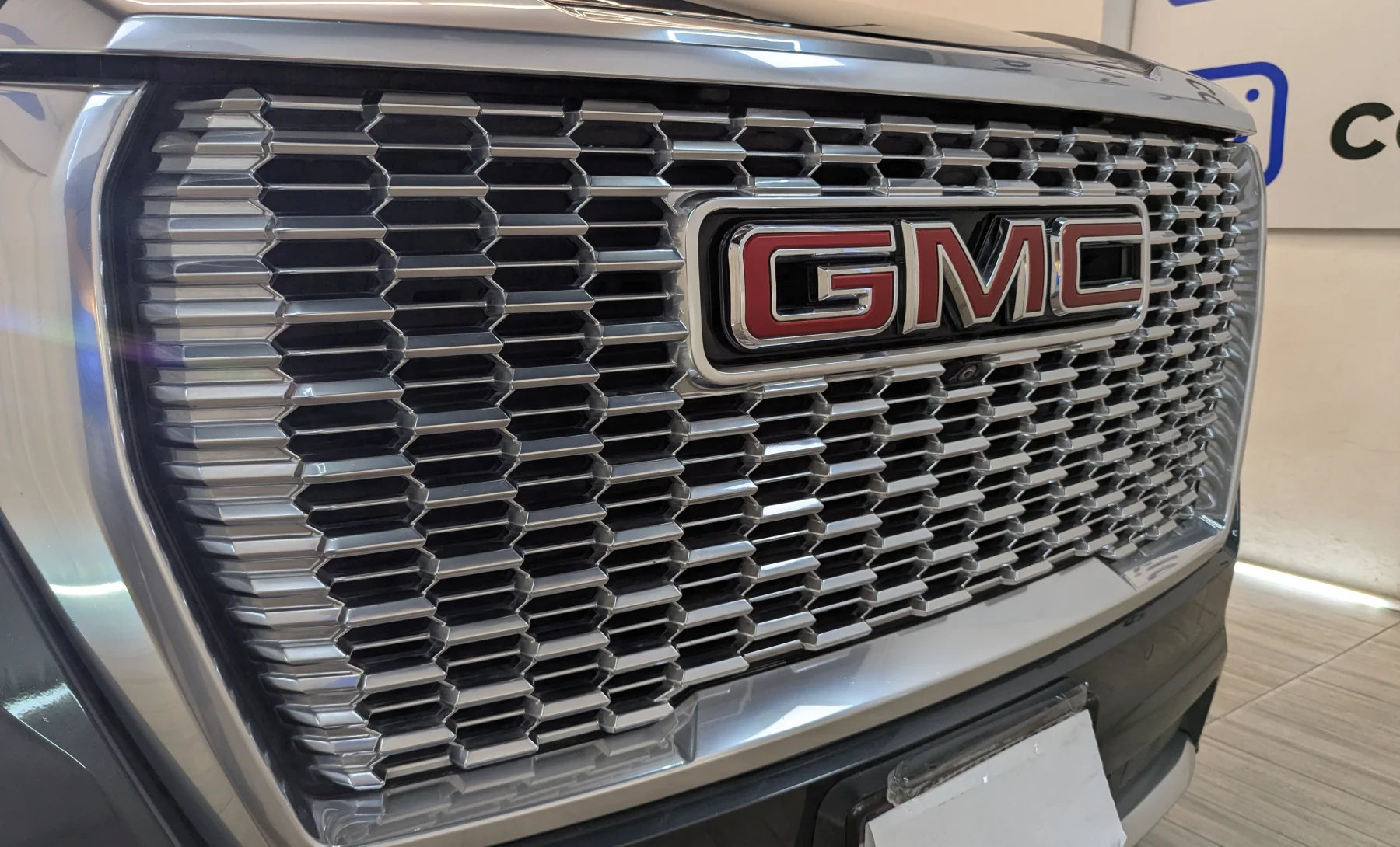 GMC Yukon Denali 2021 — exterior 7 de 10