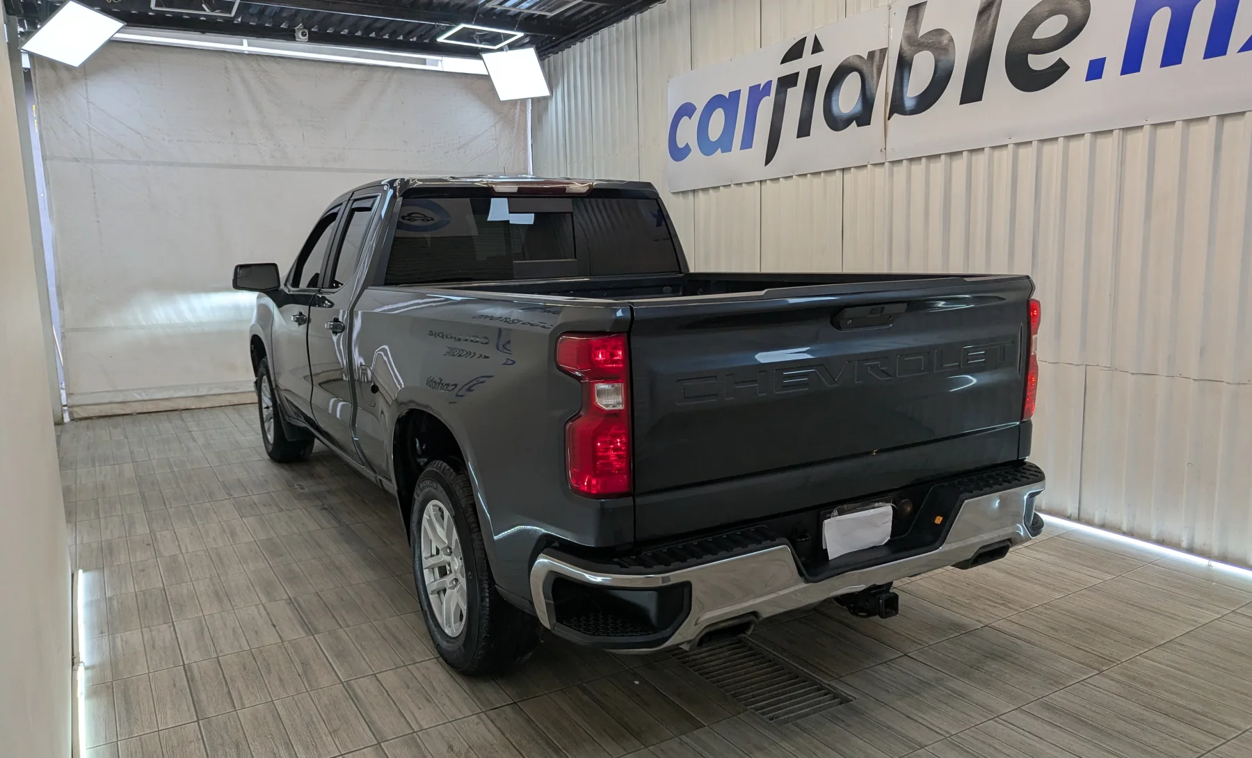 Chevrolet Silverado 1500 Custom 2019 — exterior 6 de 10