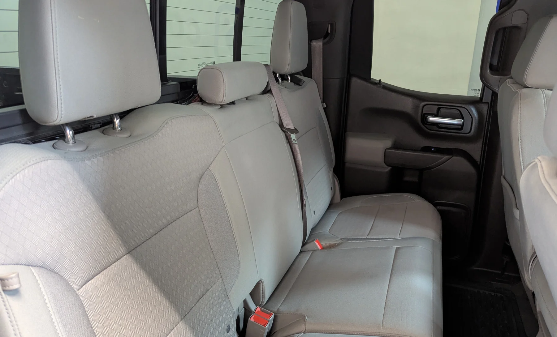Chevrolet Silverado 1500 Custom 2019 — interior 10 de 10