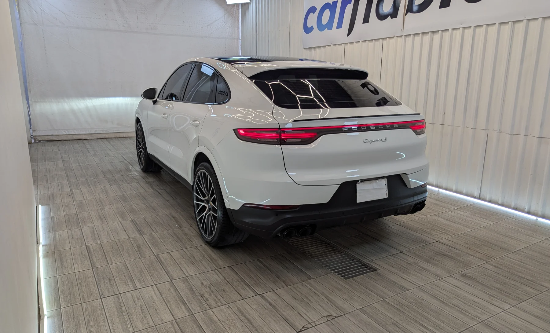 Porsche Cayenne S 2023 — exterior 6 de 10