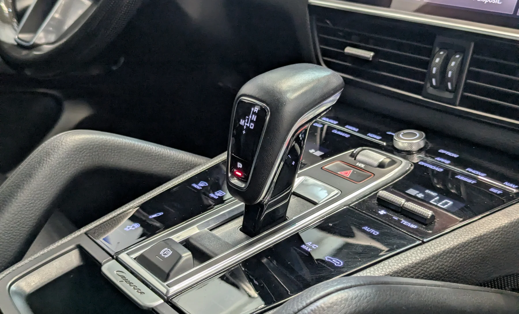 Porsche Cayenne S 2023 — interior 3 de 10