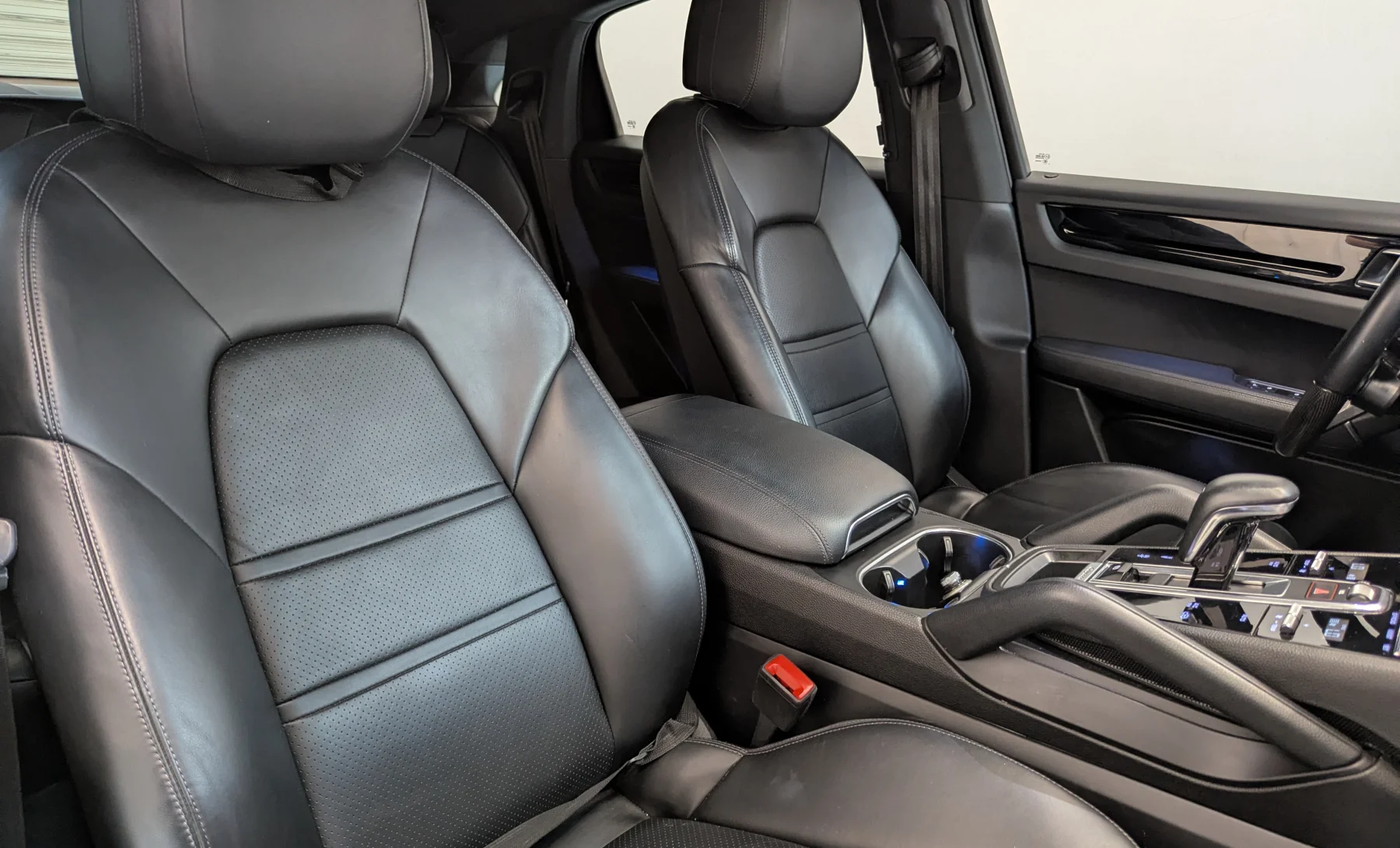Porsche Cayenne S 2023 — interior 4 de 10