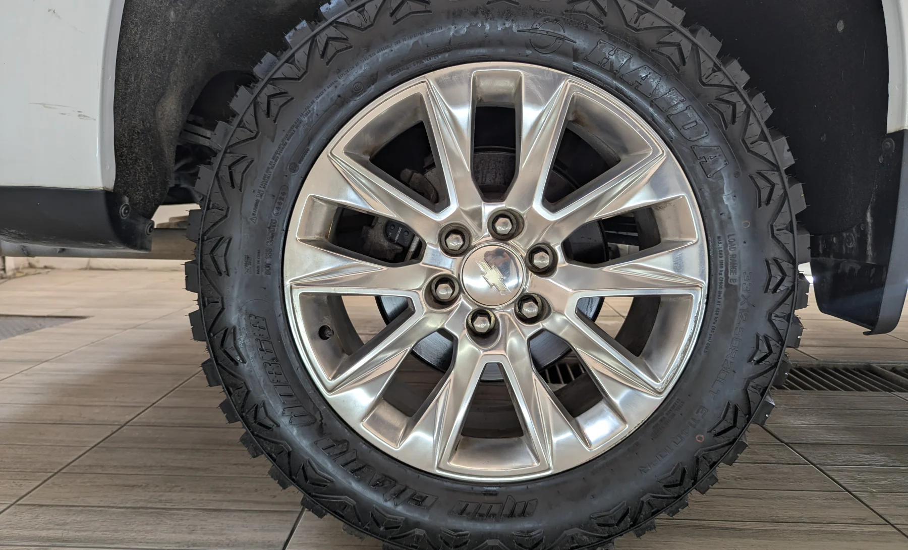 Chevrolet Silverado 1500 LTZ 2019 — exterior 10 de 10