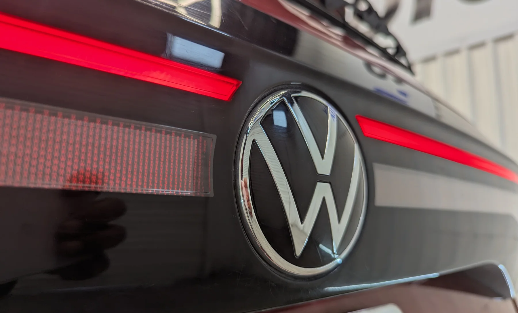 Volkswagen Taigun Trendline 2023 — exterior 8 de 10