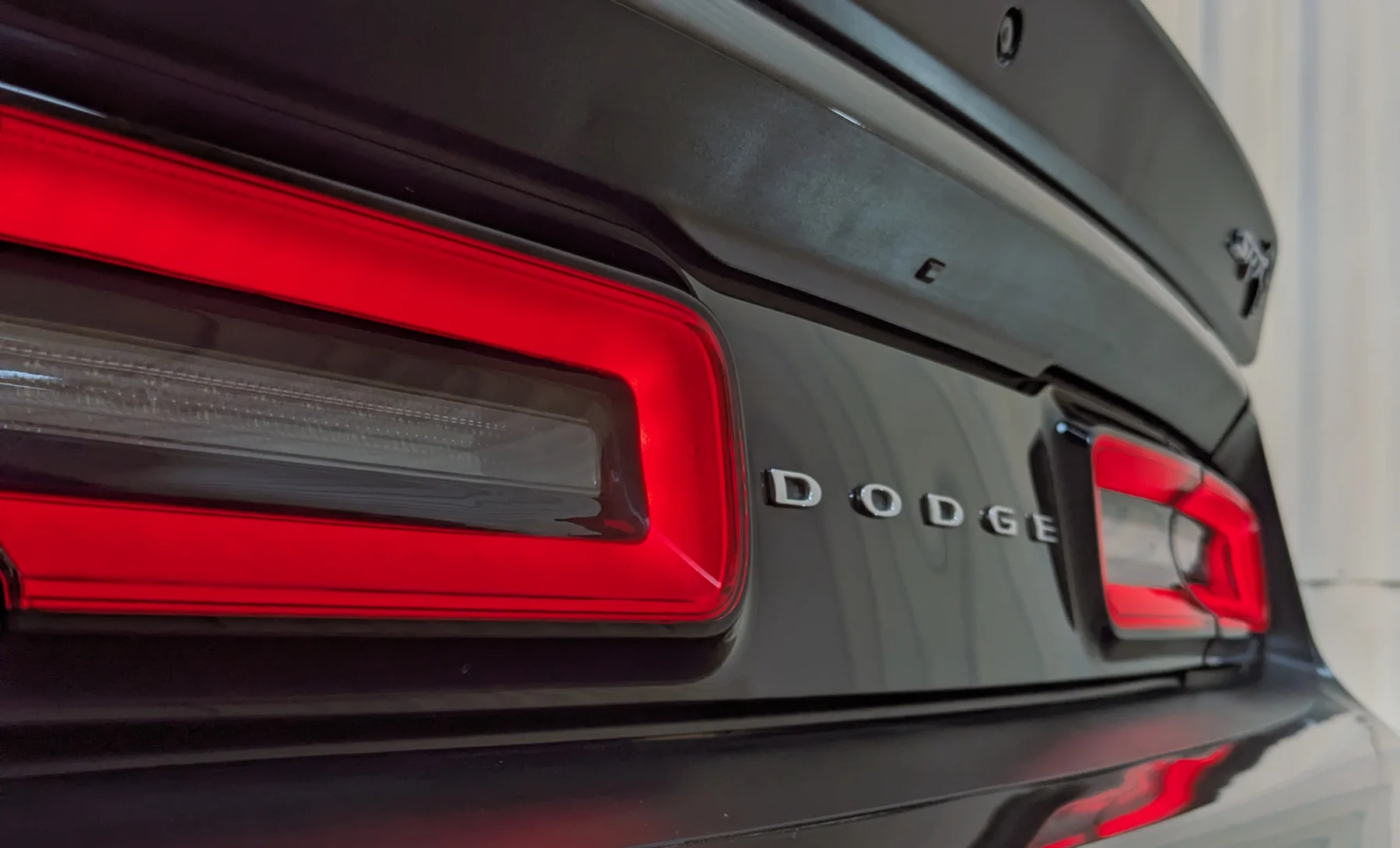 Dodge Challenger SRT Hellcat Widebody 2020 — exterior 8 de 10