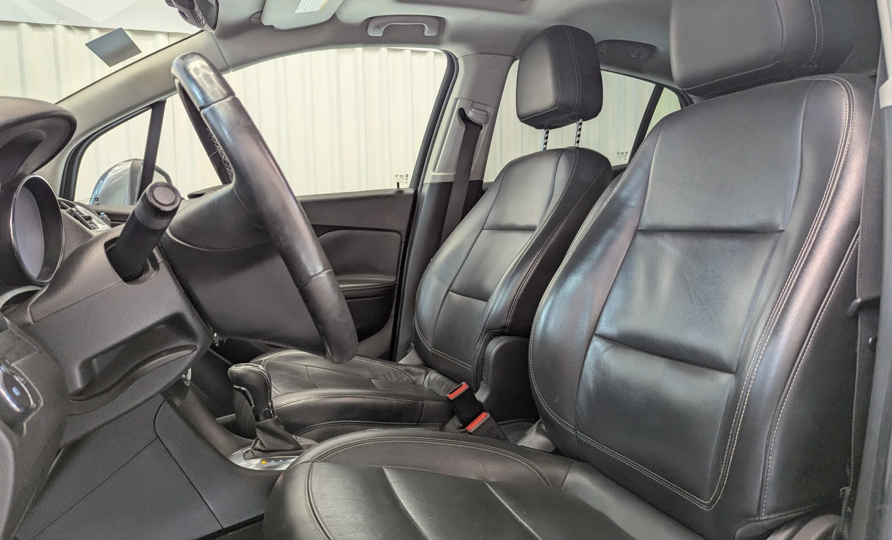 Buick Encore Leather 2014 — interior 2 de 10