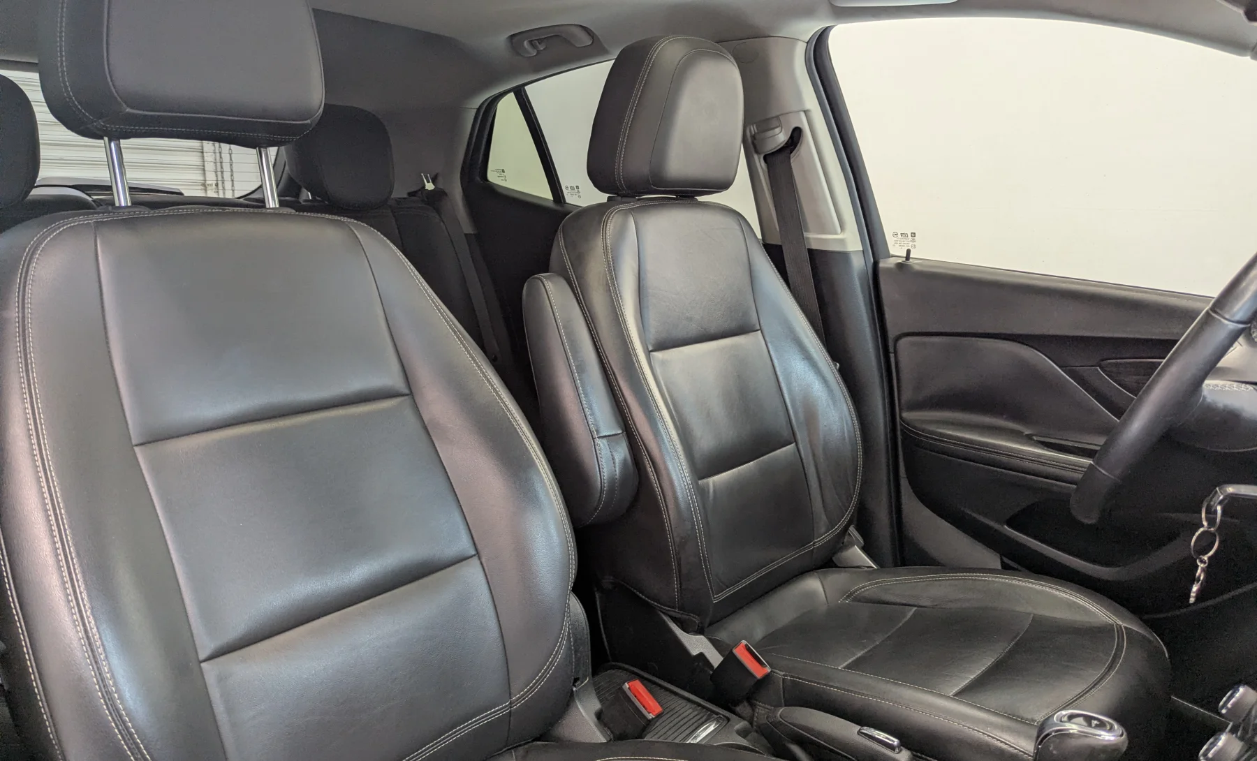 Buick Encore Leather 2014 — interior 7 de 10