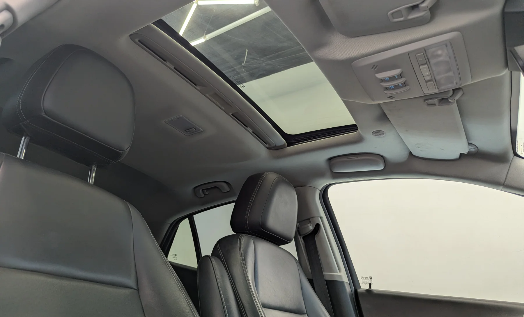 Buick Encore Leather 2014 — interior 8 de 10