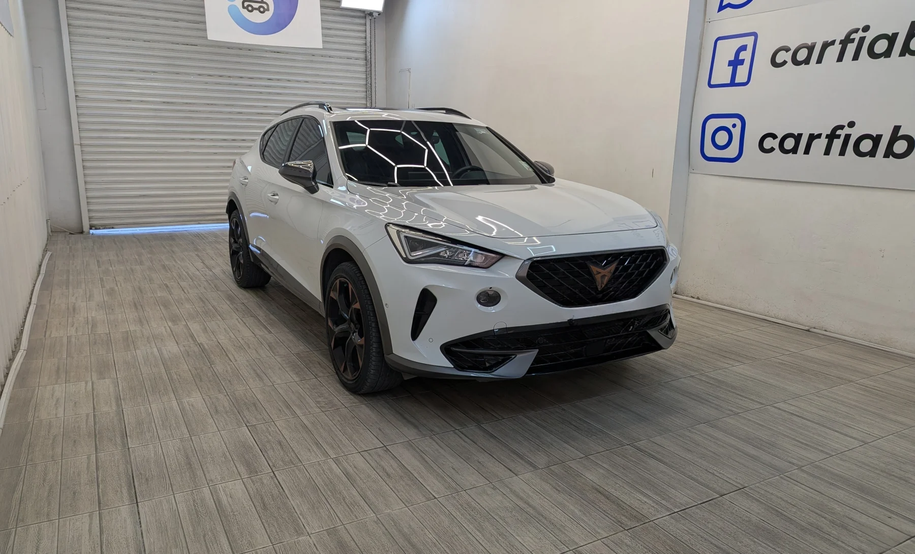 Cupra Formentor VZ 2023 — exterior 3 de 10