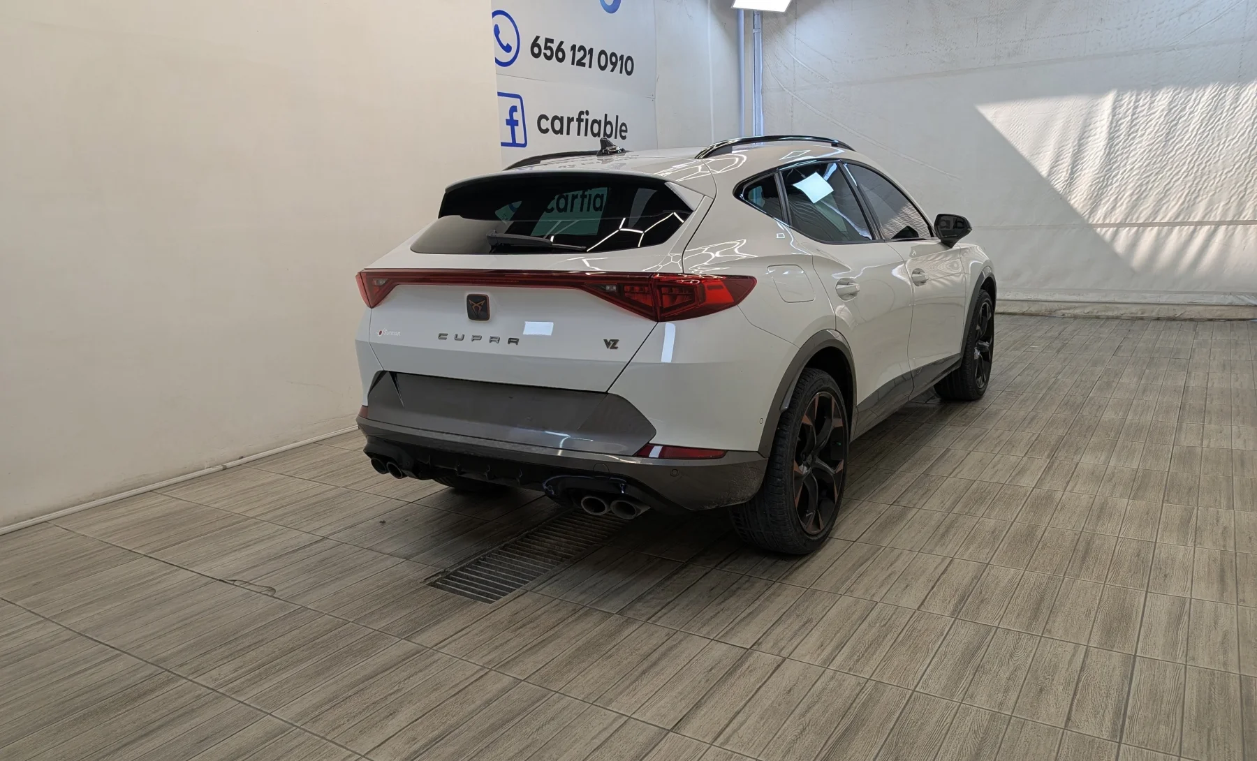 Cupra Formentor VZ 2023 — exterior 4 de 10