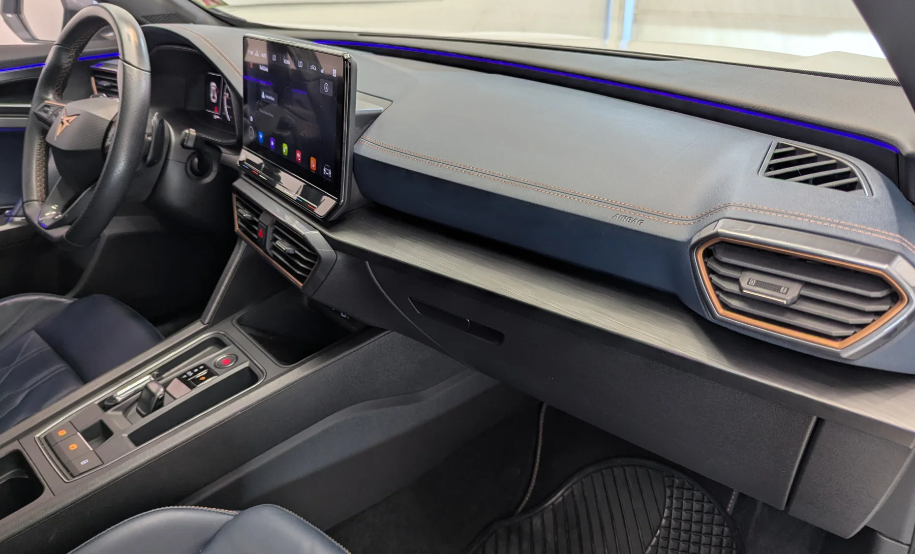 Cupra Formentor VZ 2023 — interior 7 de 10