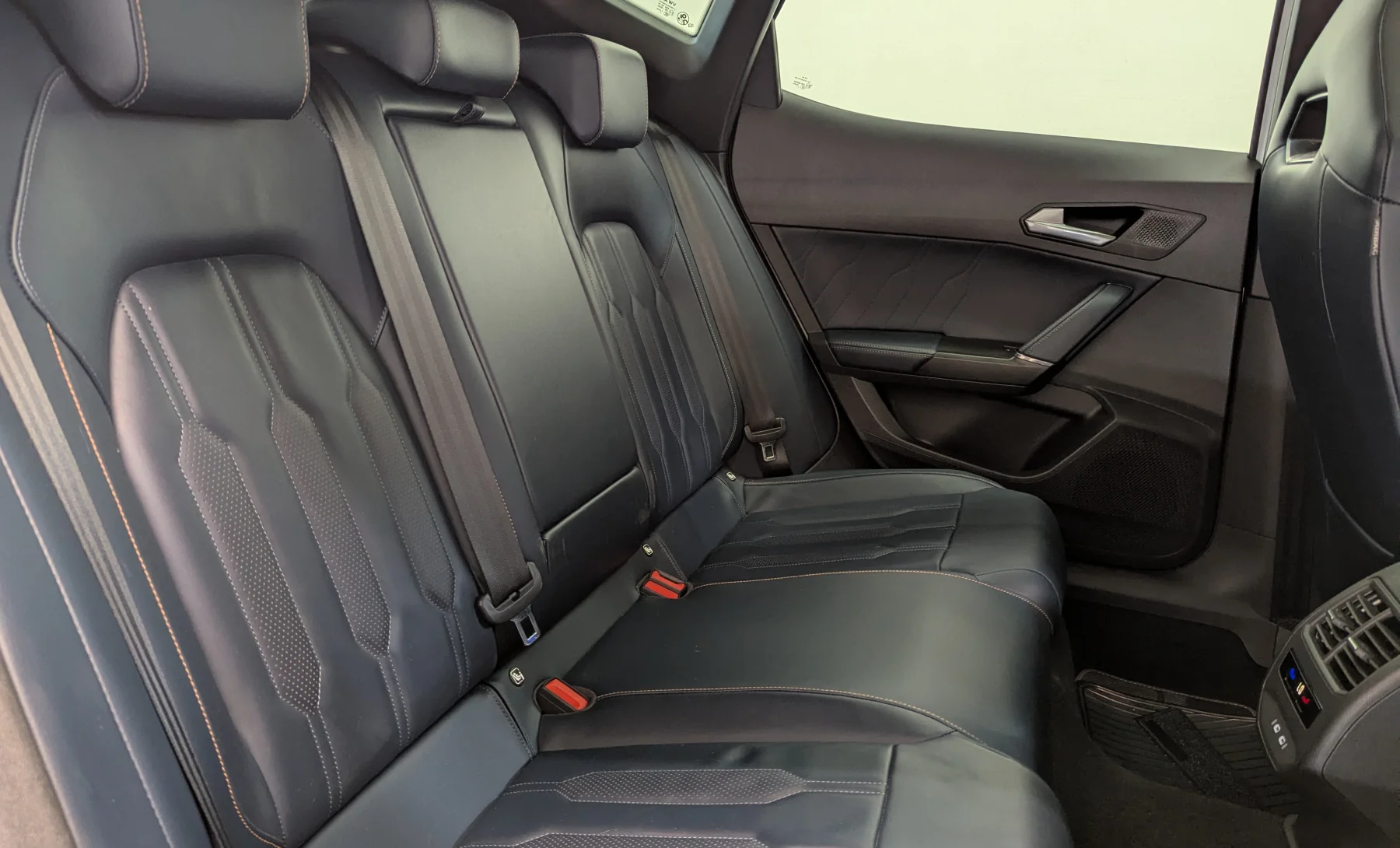Cupra Formentor VZ 2023 — interior 8 de 10
