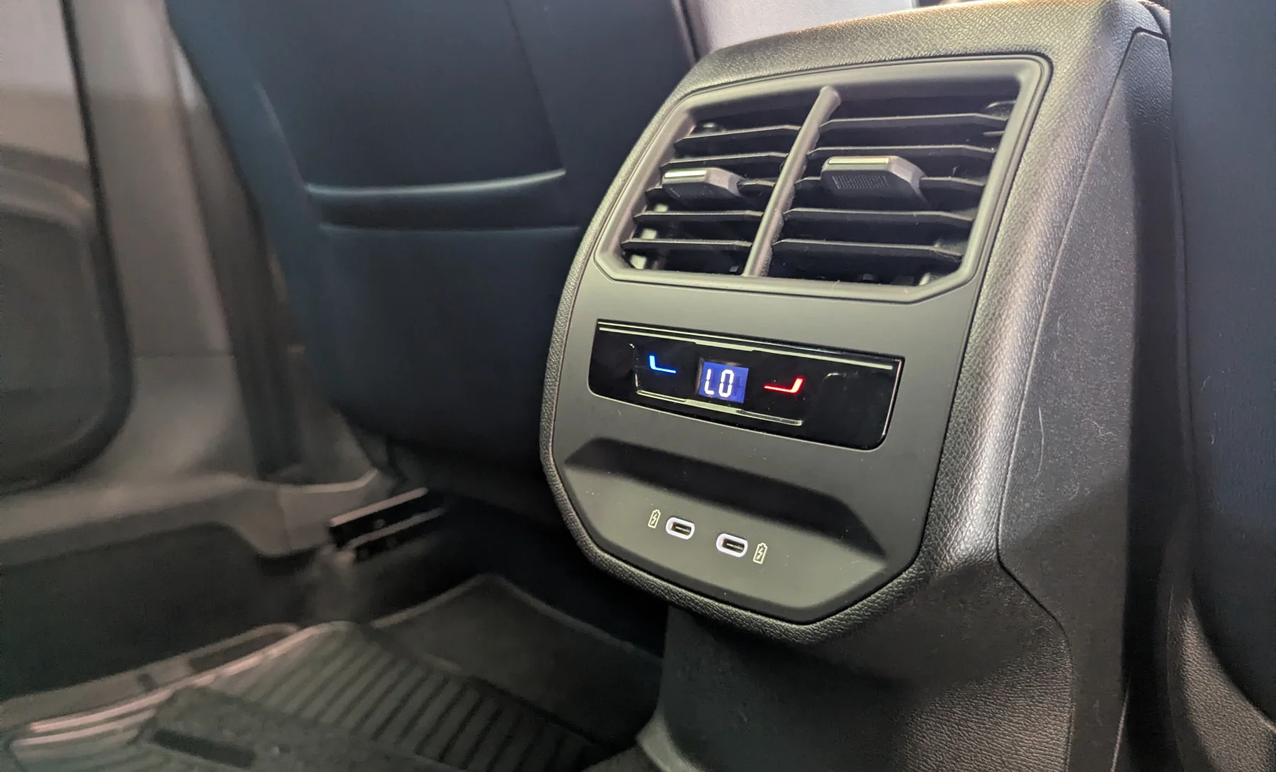 Cupra Formentor VZ 2023 — interior 10 de 10