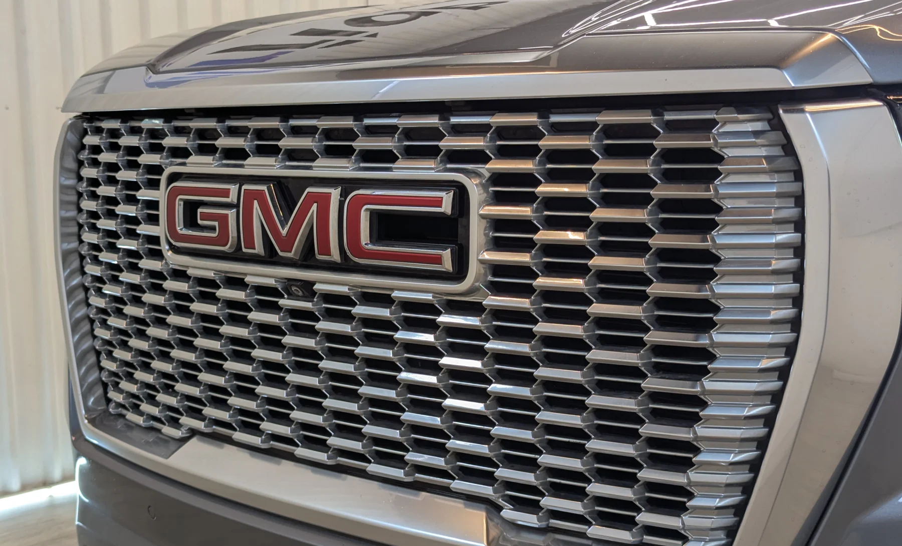 GMC Yukon Denali 2021 — exterior 7 de 10