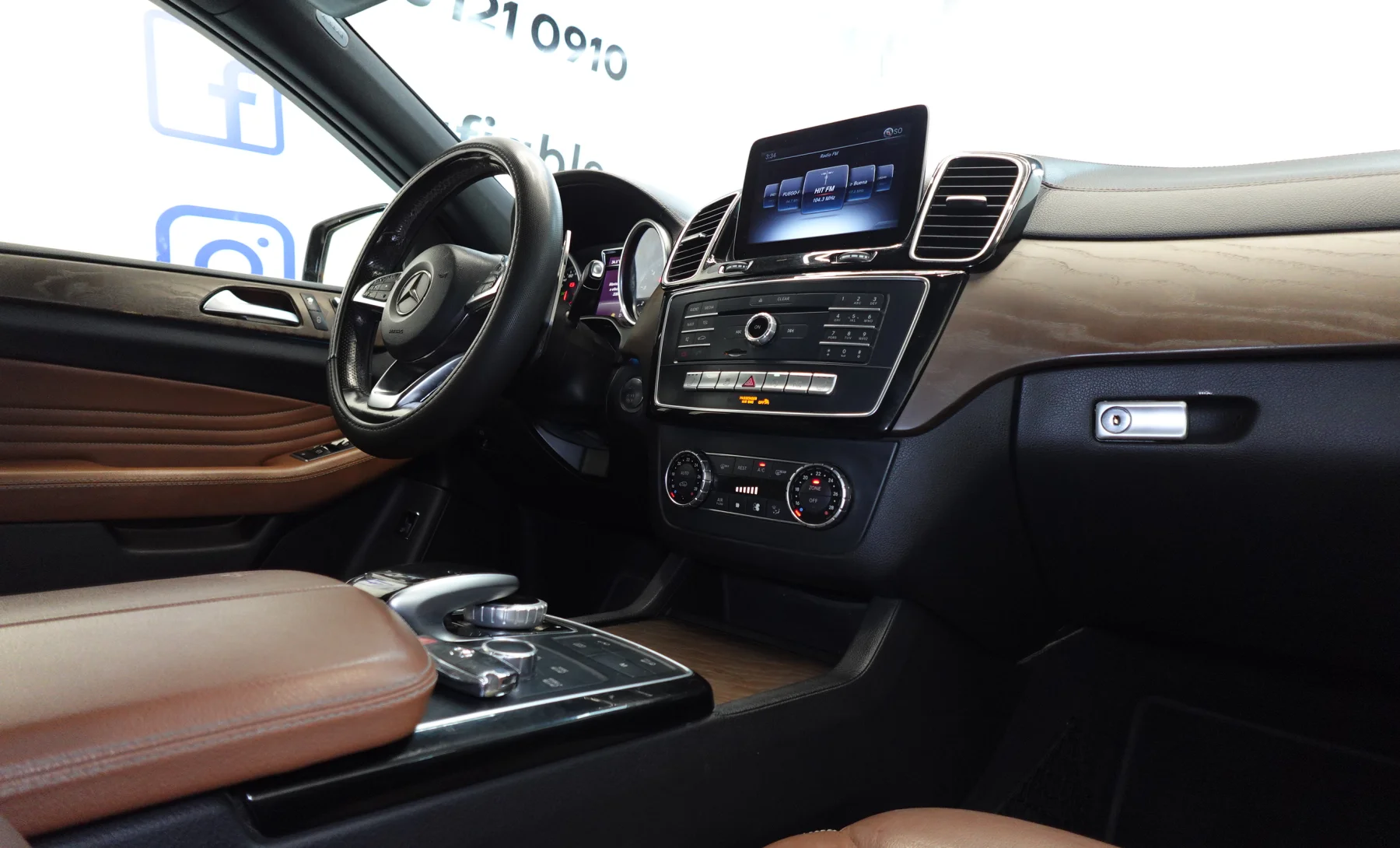 Mercedes-Benz GLE 43 BI TURBO 2018 — interior 6 de 10