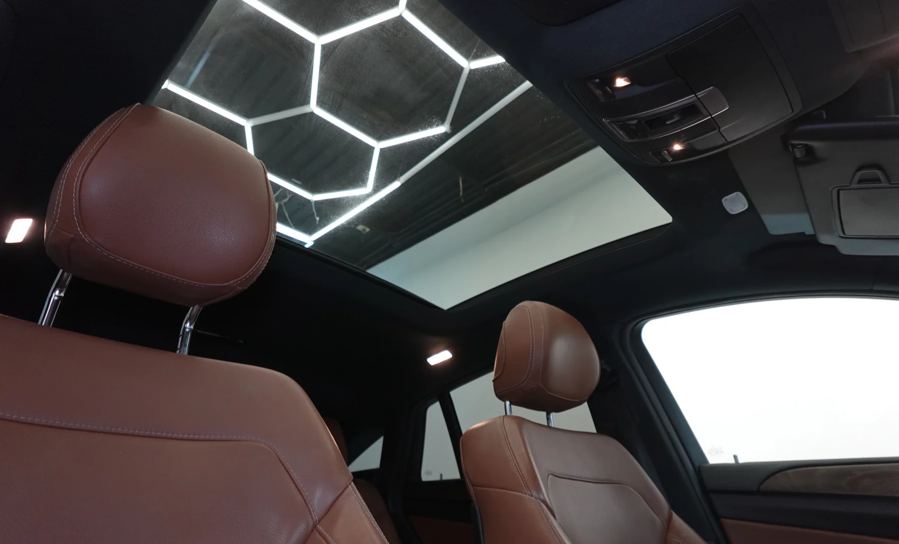 Mercedes-Benz GLE 43 BI TURBO 2018 — interior 7 de 10