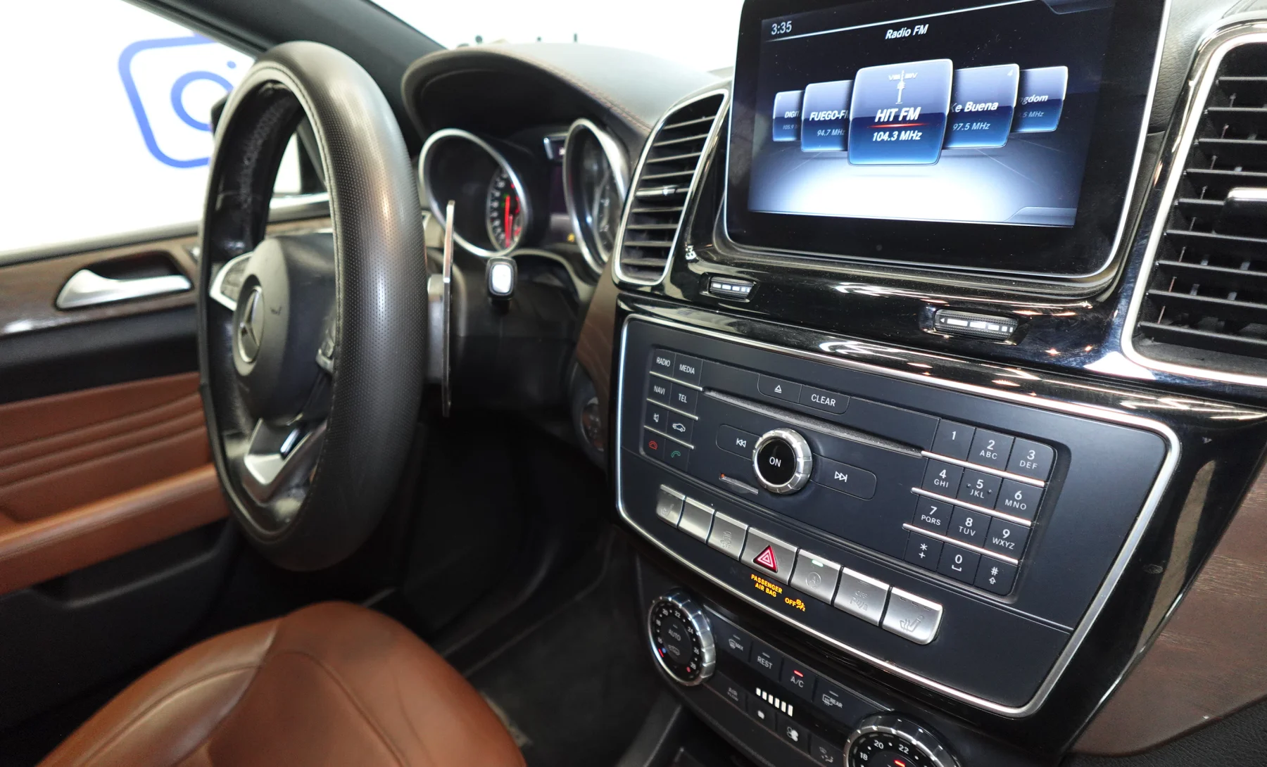 Mercedes-Benz GLE 43 BI TURBO 2018 — interior 8 de 10