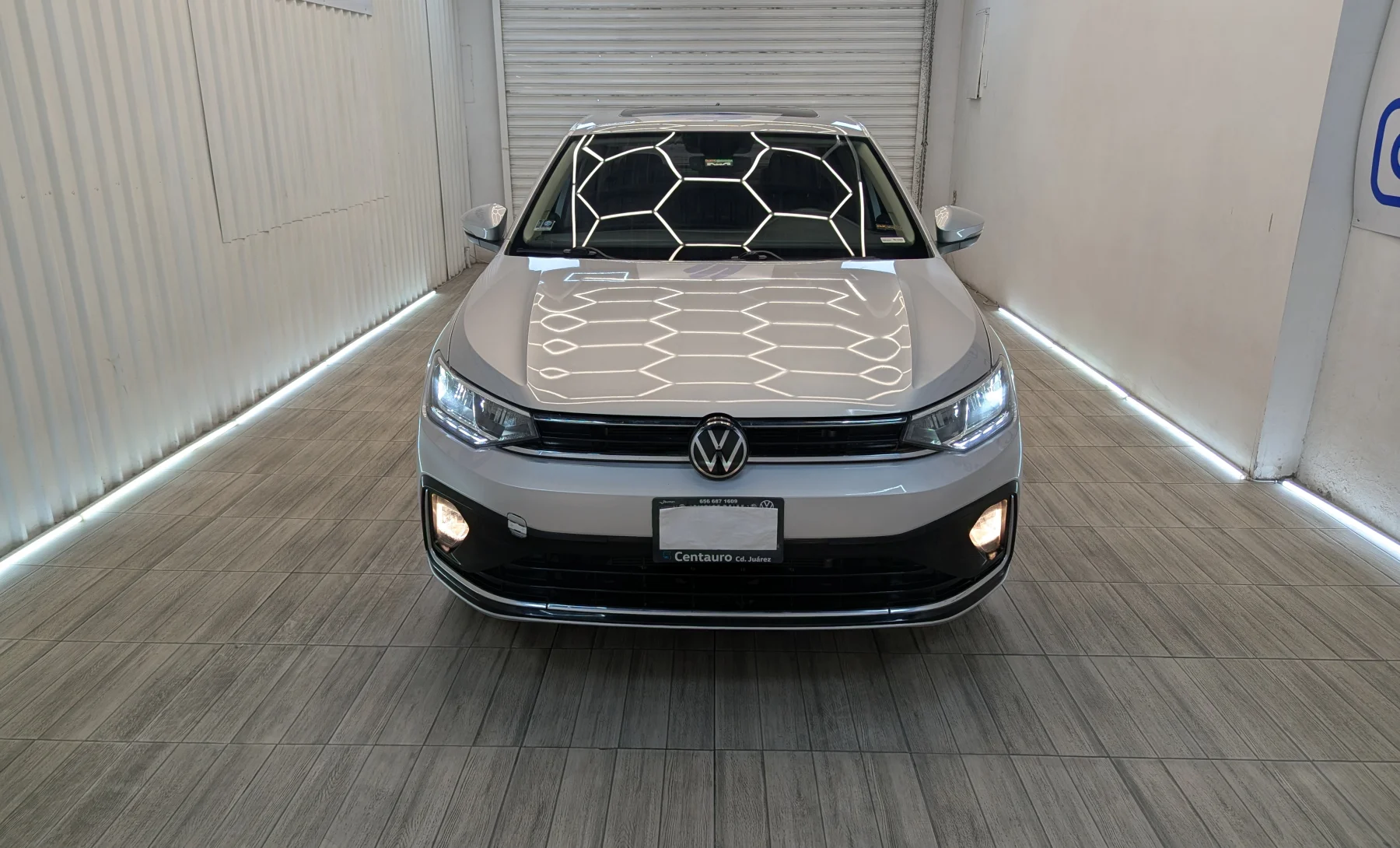 Volkswagen Virtus Highline 2024 — exterior 2 de 10