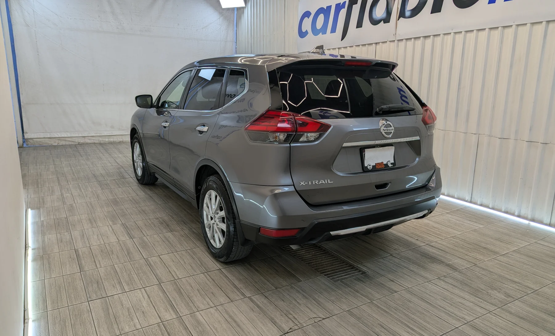 Nissan X-Trail Sense 2018 — exterior 6 de 10