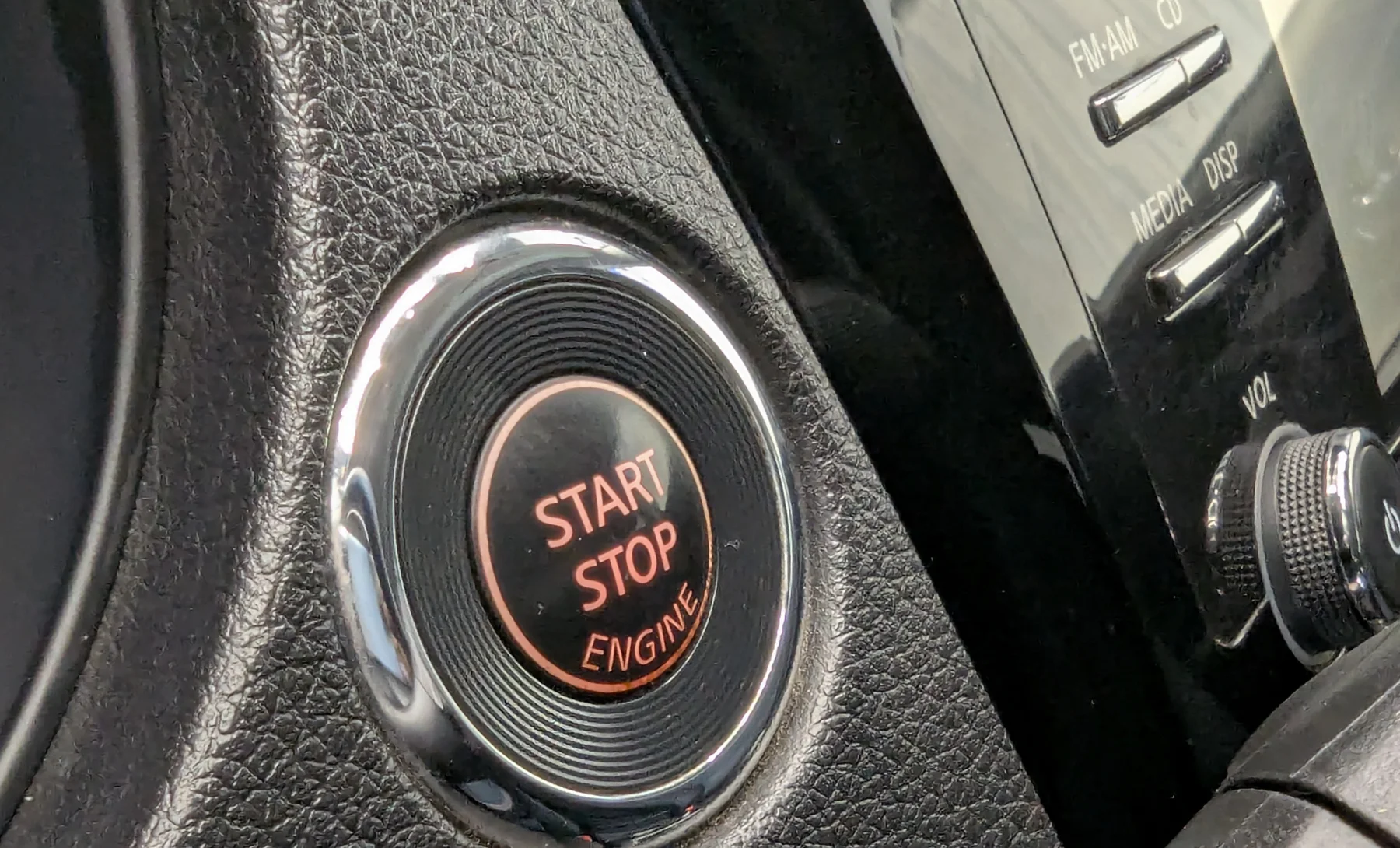Nissan X-Trail Sense 2018 — interior 3 de 10