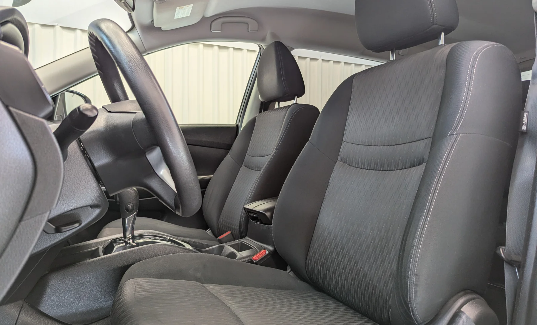 Nissan X-Trail Sense 2018 — interior 5 de 10