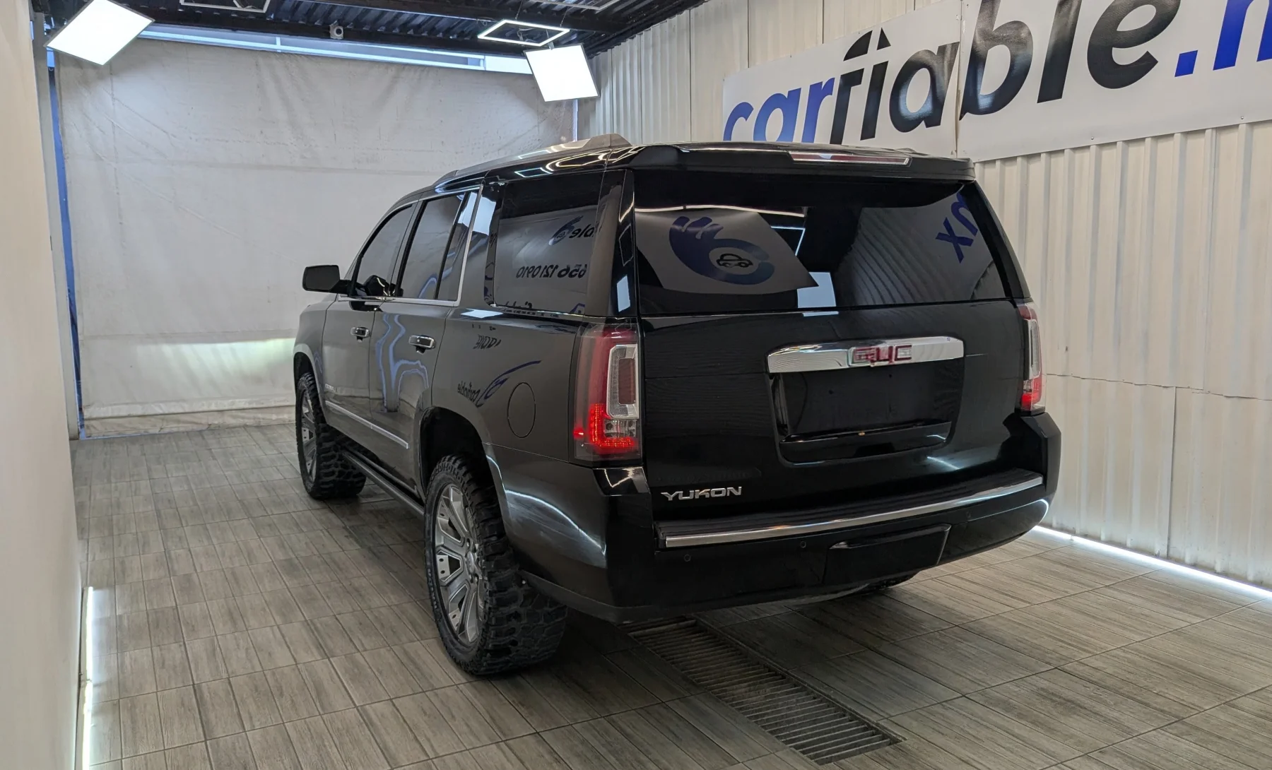 GMC Yukon XL Denali 2020 — exterior 4 de 10