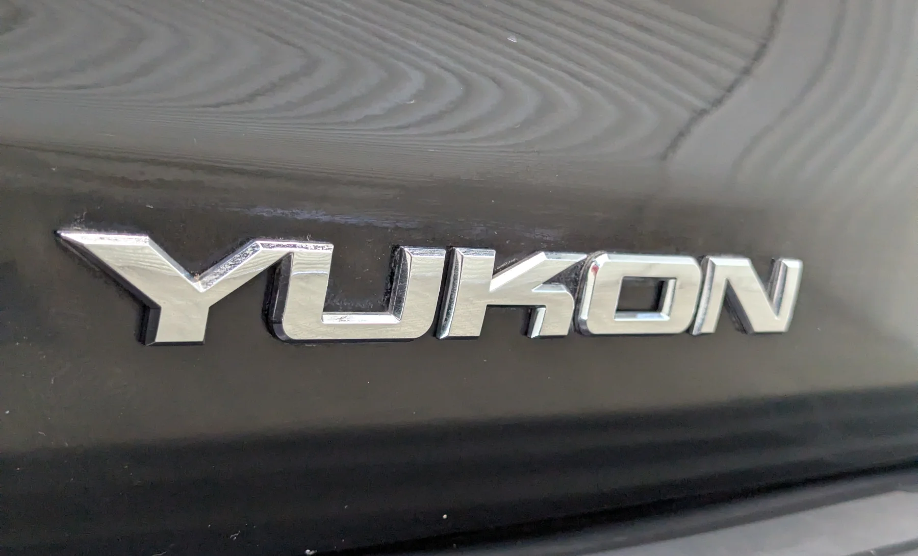 GMC Yukon XL Denali 2020 — exterior 8 de 10