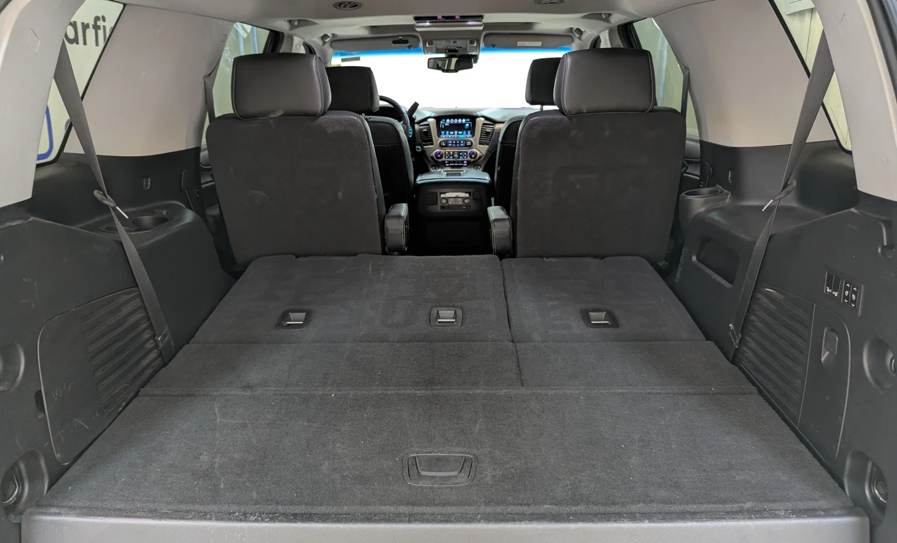 GMC Yukon XL Denali 2020 — interior 10 de 10