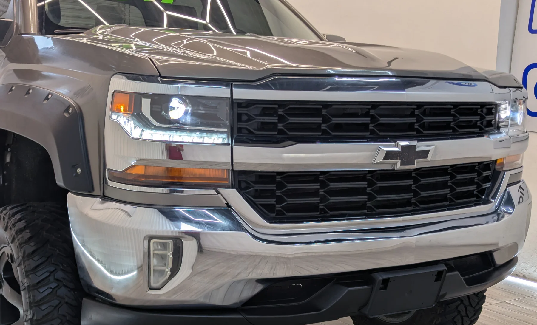 Chevrolet Silverado 1500 Custom 2017 — exterior 8 de 10
