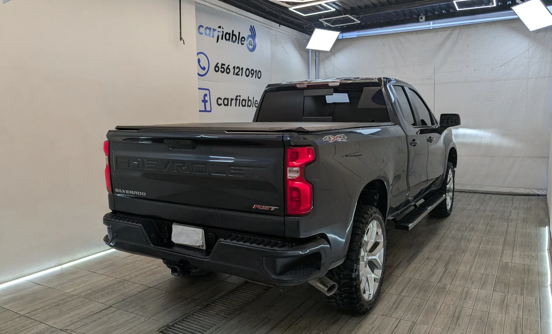 Chevrolet Silverado 1500 Custom 2021 — exterior 6 de 10