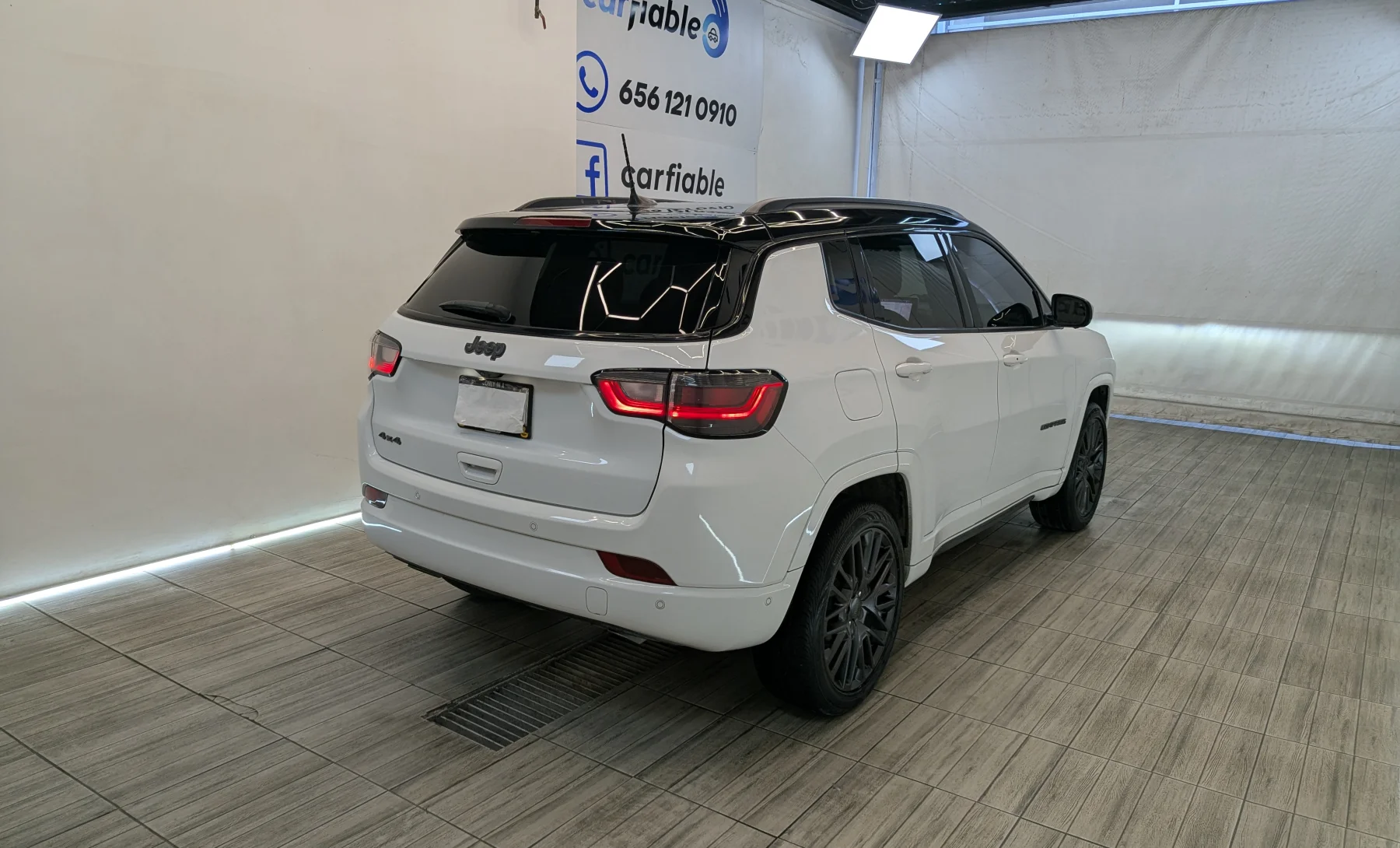 Jeep Compass Altitude 2023 — exterior 4 de 10