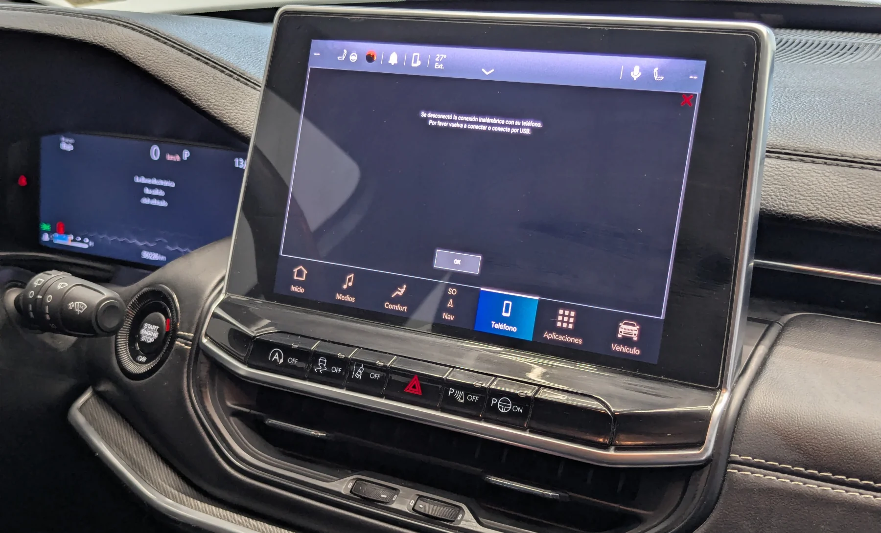 Jeep Compass Altitude 2023 — interior 5 de 10