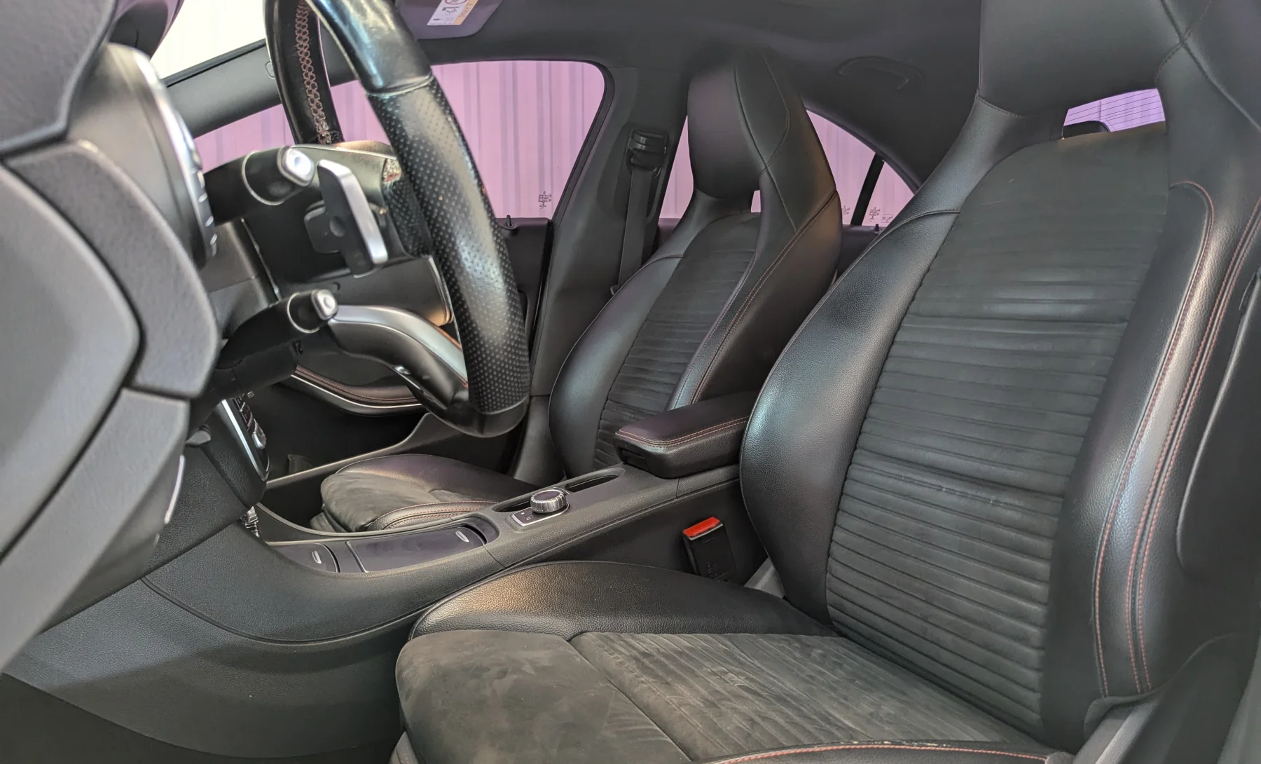 Mercedes-Benz CLA250 Sport 2019 — interior 2 de 10