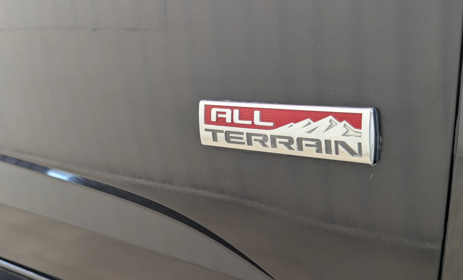 GMC Canyon All Terrain 2019 — exterior 9 de 10