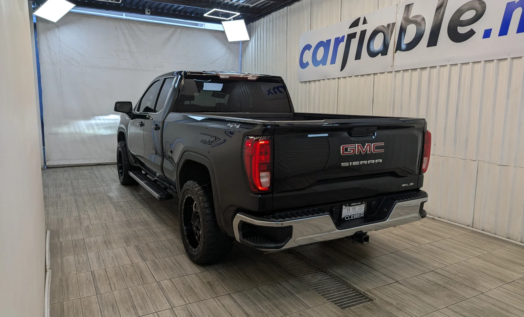 GMC Sierra 1500 Base 2020 — exterior 6 de 10