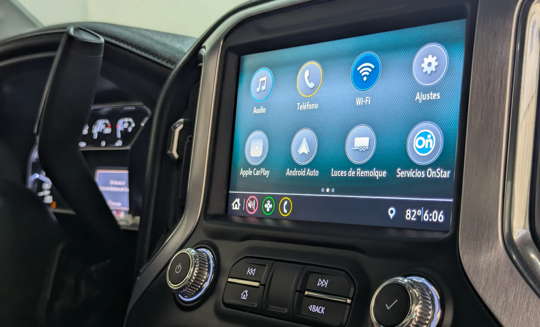 GMC Sierra 1500 Base 2020 — interior 4 de 10