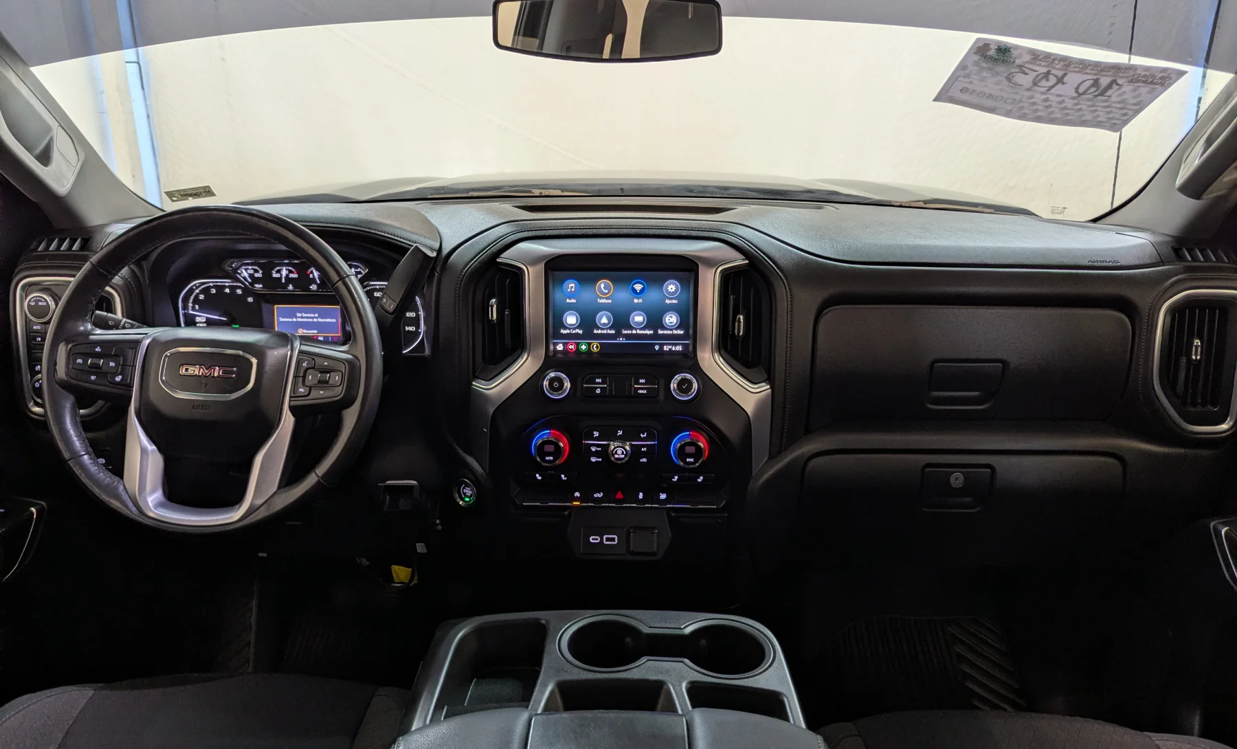 GMC Sierra 1500 Base 2020 — interior 5 de 10
