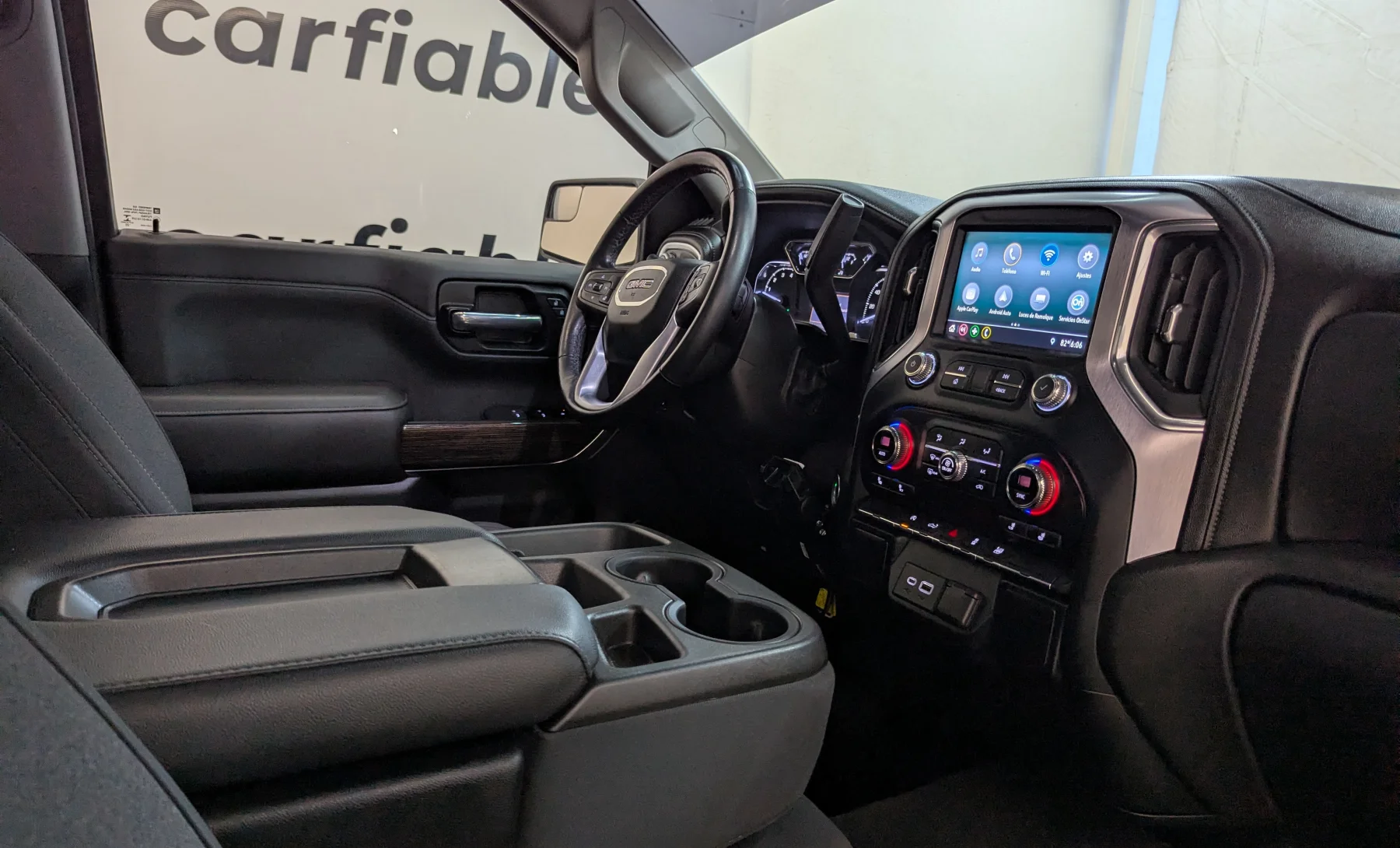 GMC Sierra 1500 Base 2020 — interior 6 de 10