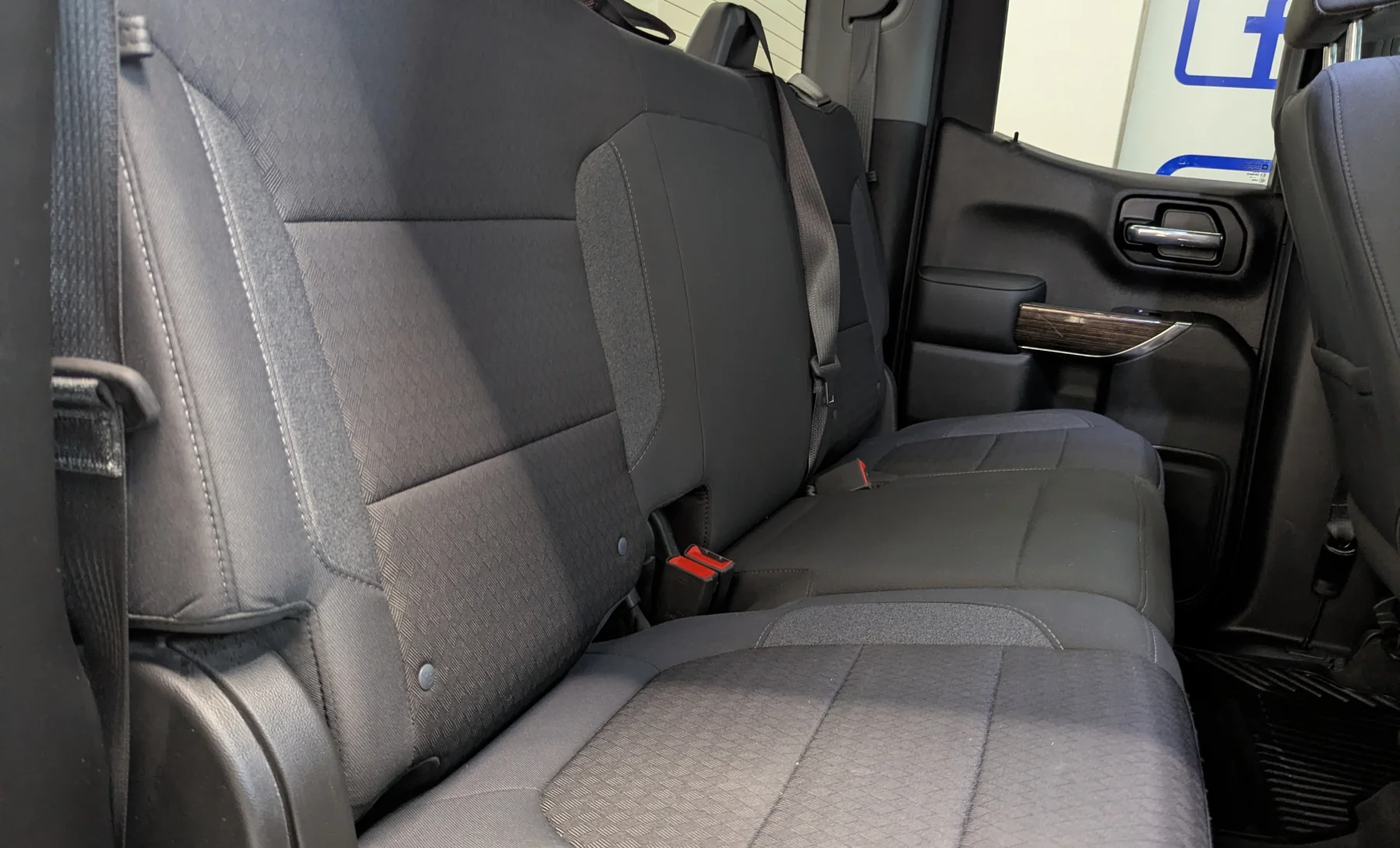 GMC Sierra 1500 Base 2020 — interior 9 de 10